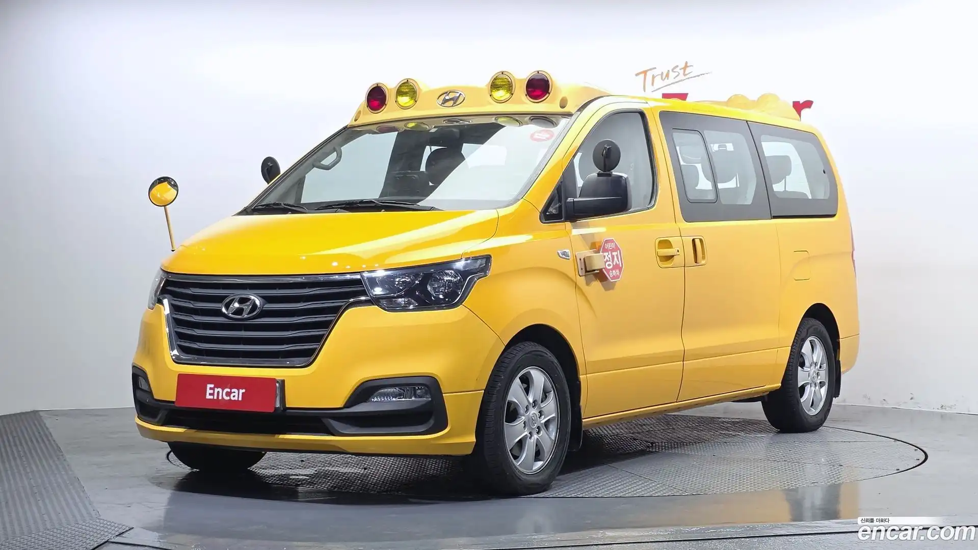 Starex Hyundai 2018.9-OUTER-001