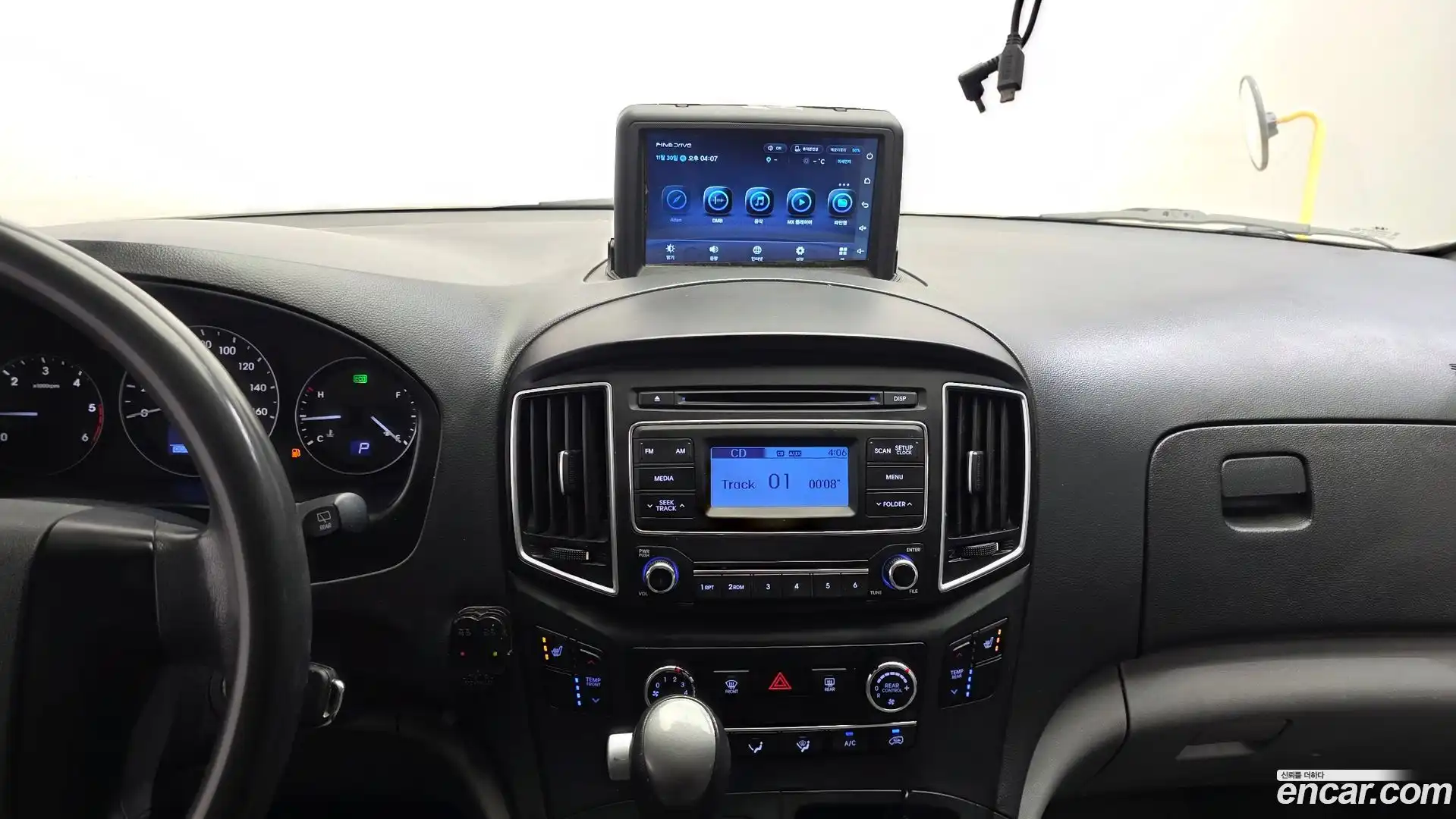 Starex Hyundai 2018.9-OPTION-018