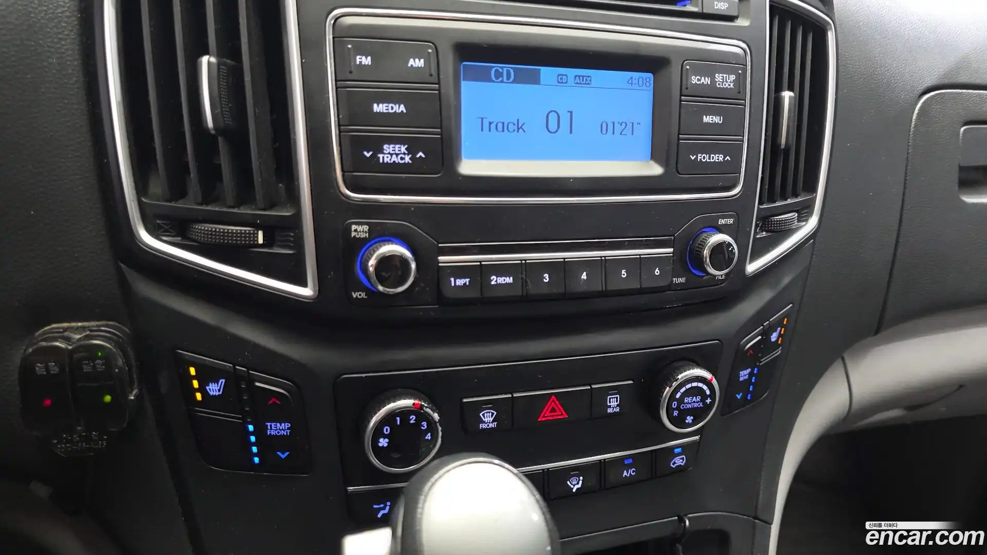 Starex Hyundai 2018.9-OPTION-020