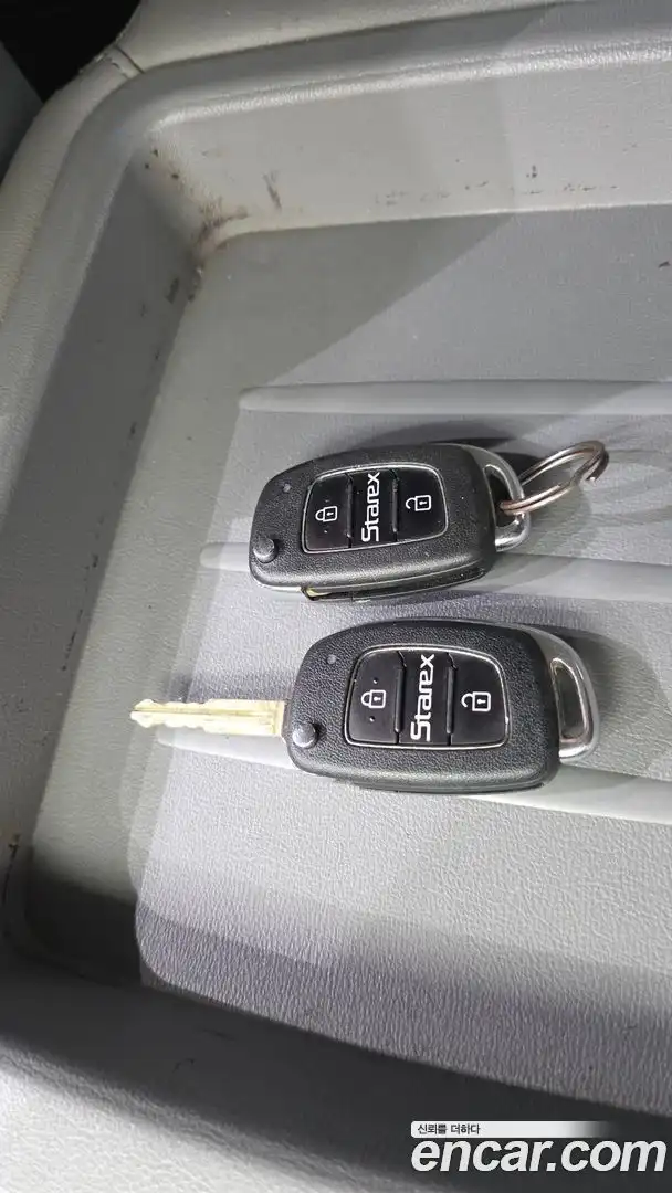 Starex Hyundai 2018.9-OPTION-041