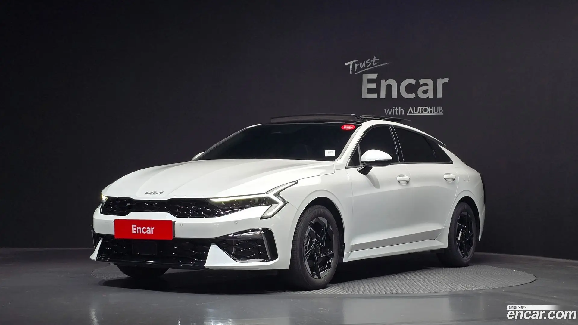 Main__Slider__Photo:K5 Kia 2024.1-0