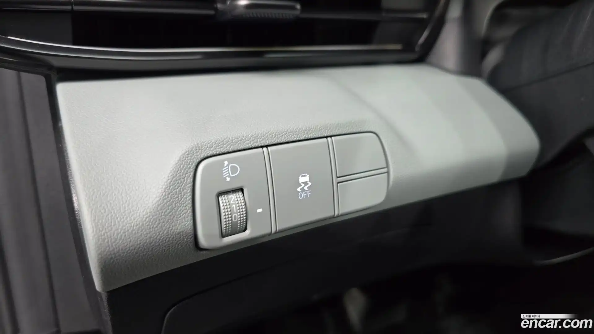 AVANTE Hyundai 2023.3-OPTION-018