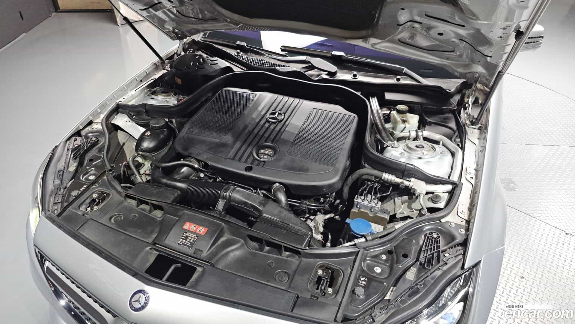 CLS-Class Mercedes-Benz 2016.1-OUTER-006