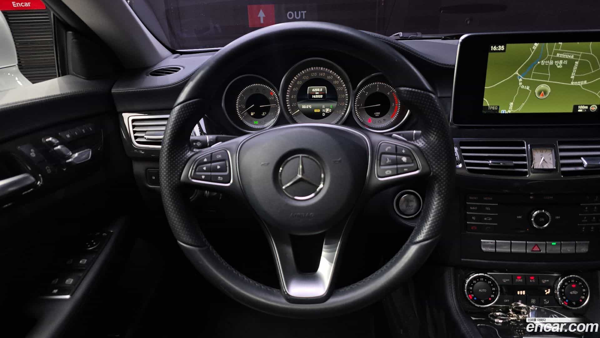 CLS-Class Mercedes-Benz 2016.1-OPTION-017