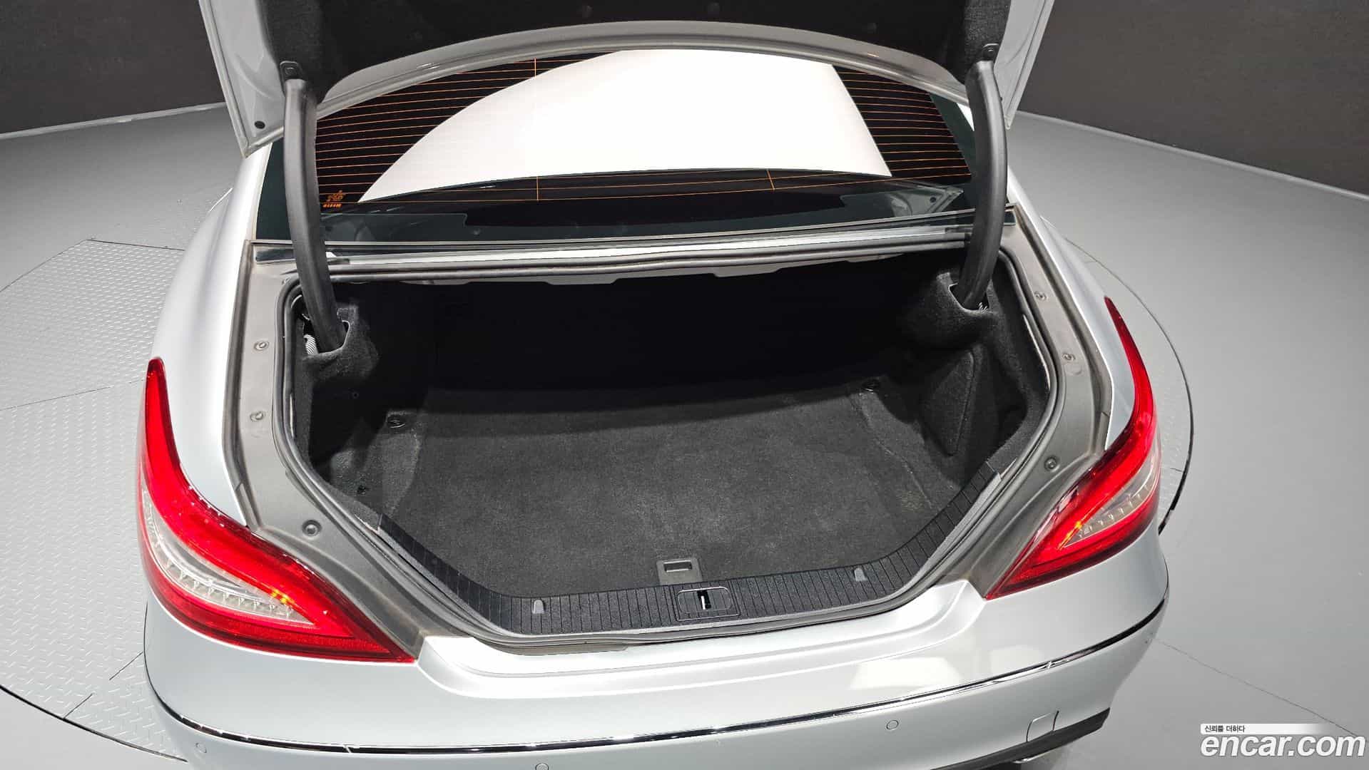 CLS-Class Mercedes-Benz 2016.1-OPTION-024
