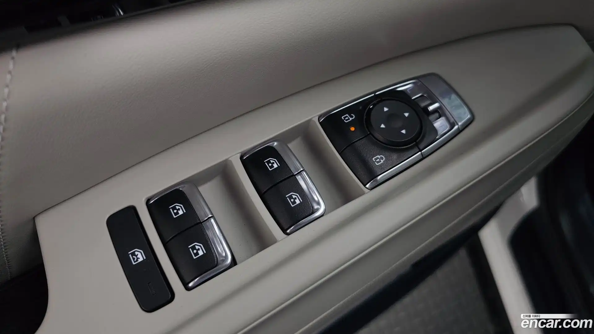 Canival Kia 2024.10-OPTION-051