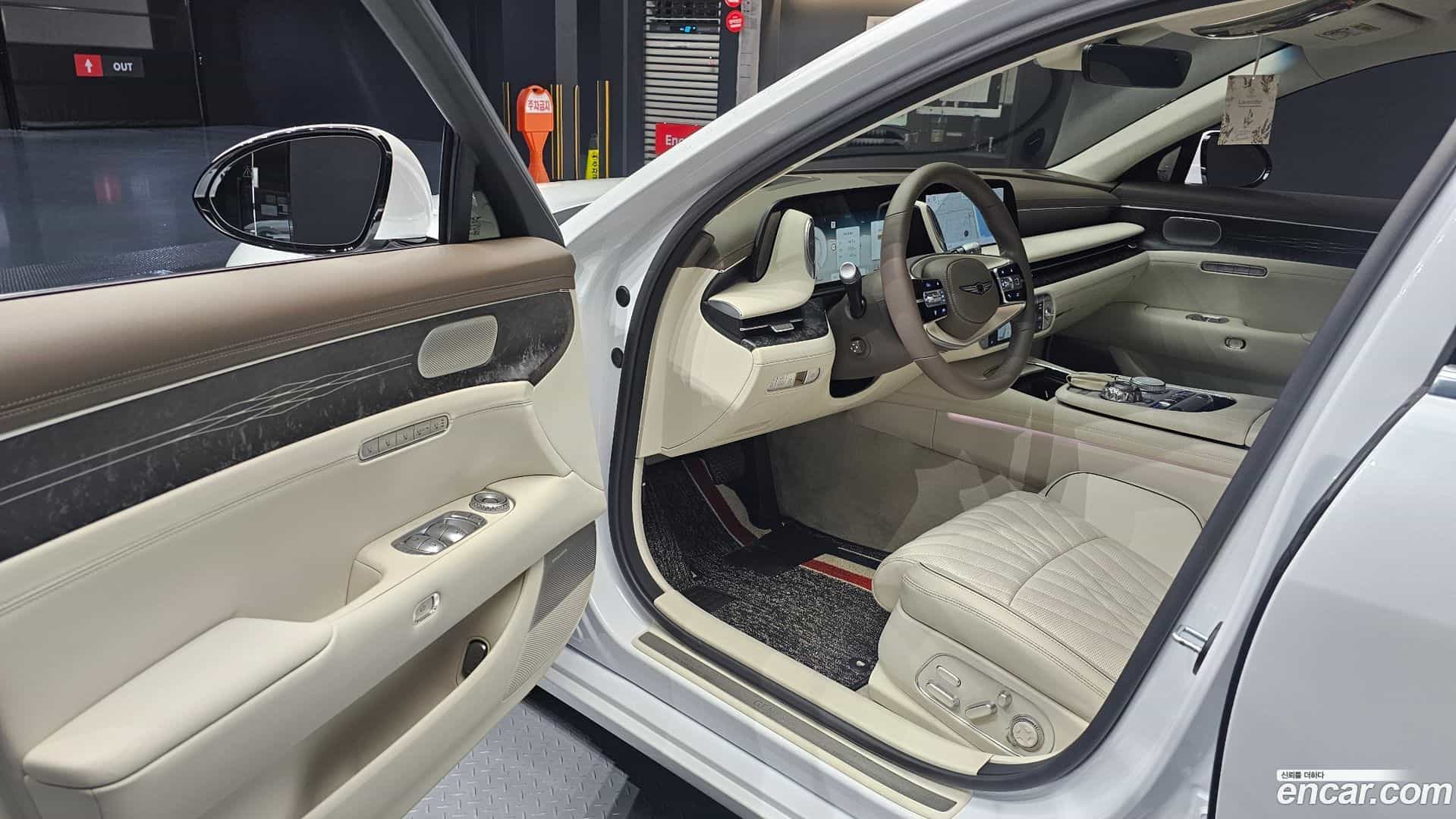 G90 Genesis 2022.9-INNER-010