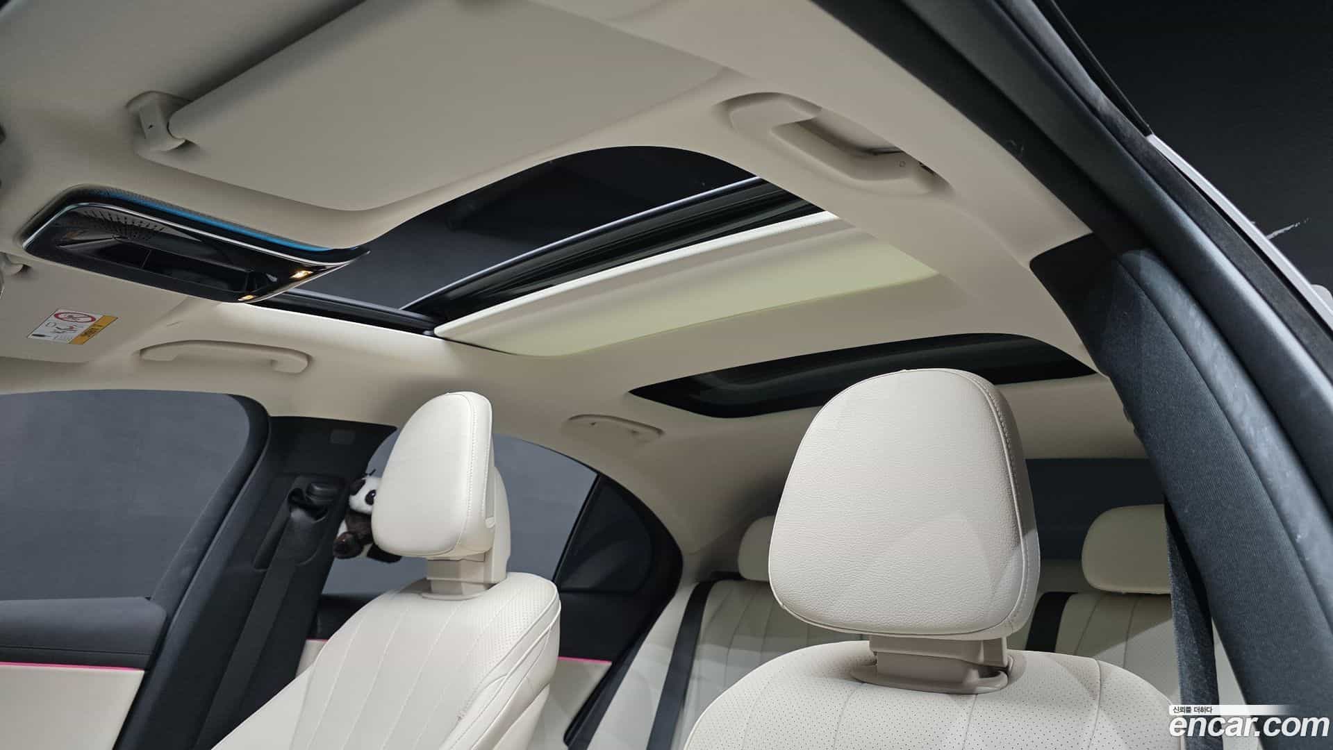 E-Class Mercedes-Benz 2024.8-OPTION-021