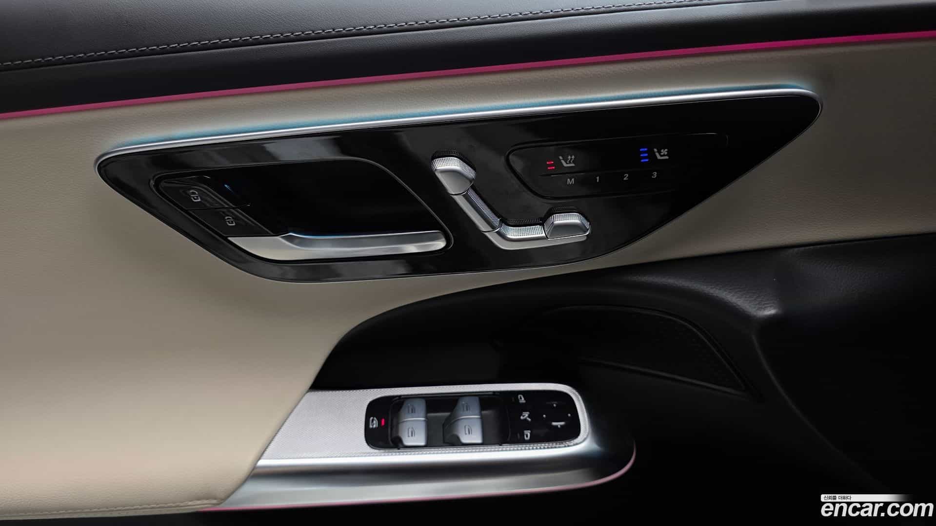 E-Class Mercedes-Benz 2024.8-OPTION-022
