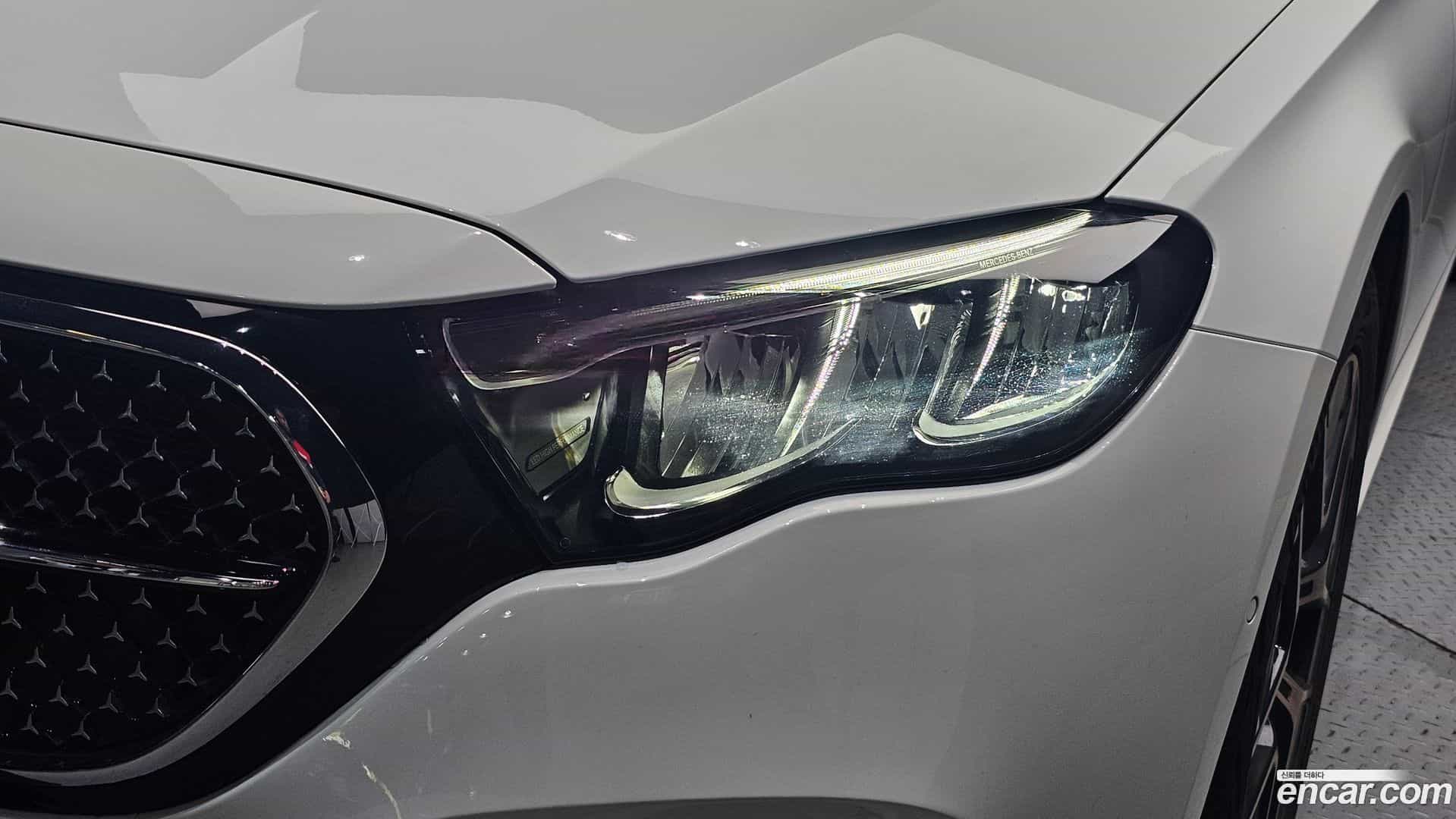 E-Class Mercedes-Benz 2024.8-OUTER-032