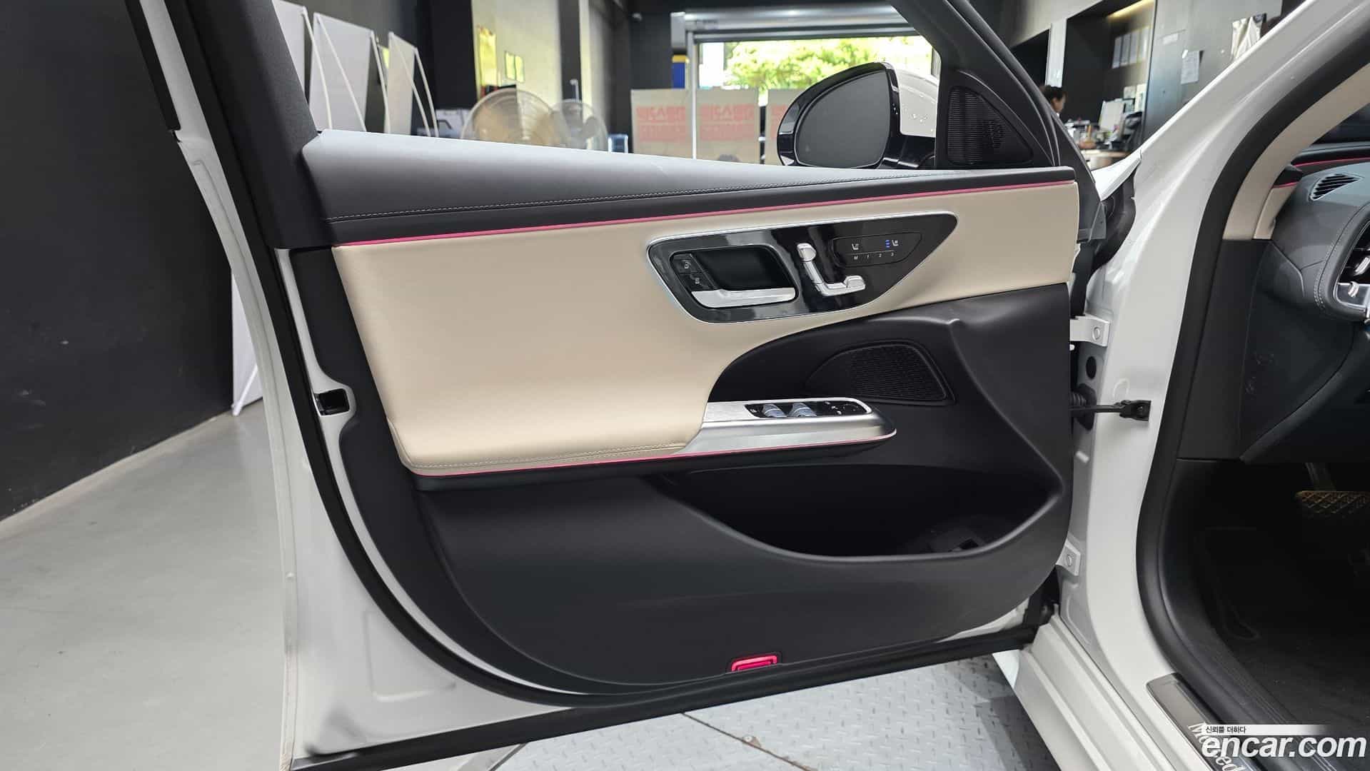 E-Class Mercedes-Benz 2024.8-INNER-034