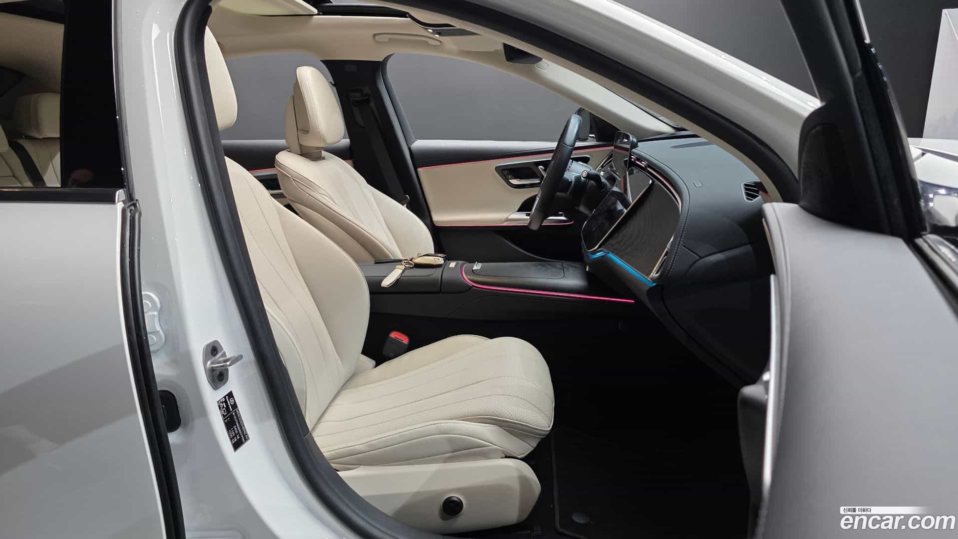 E-Class Mercedes-Benz 2024.8-INNER-036