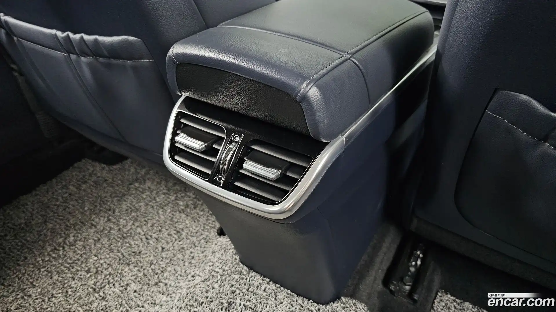 Grandeur Hyundai 2020.4-OPTION-044