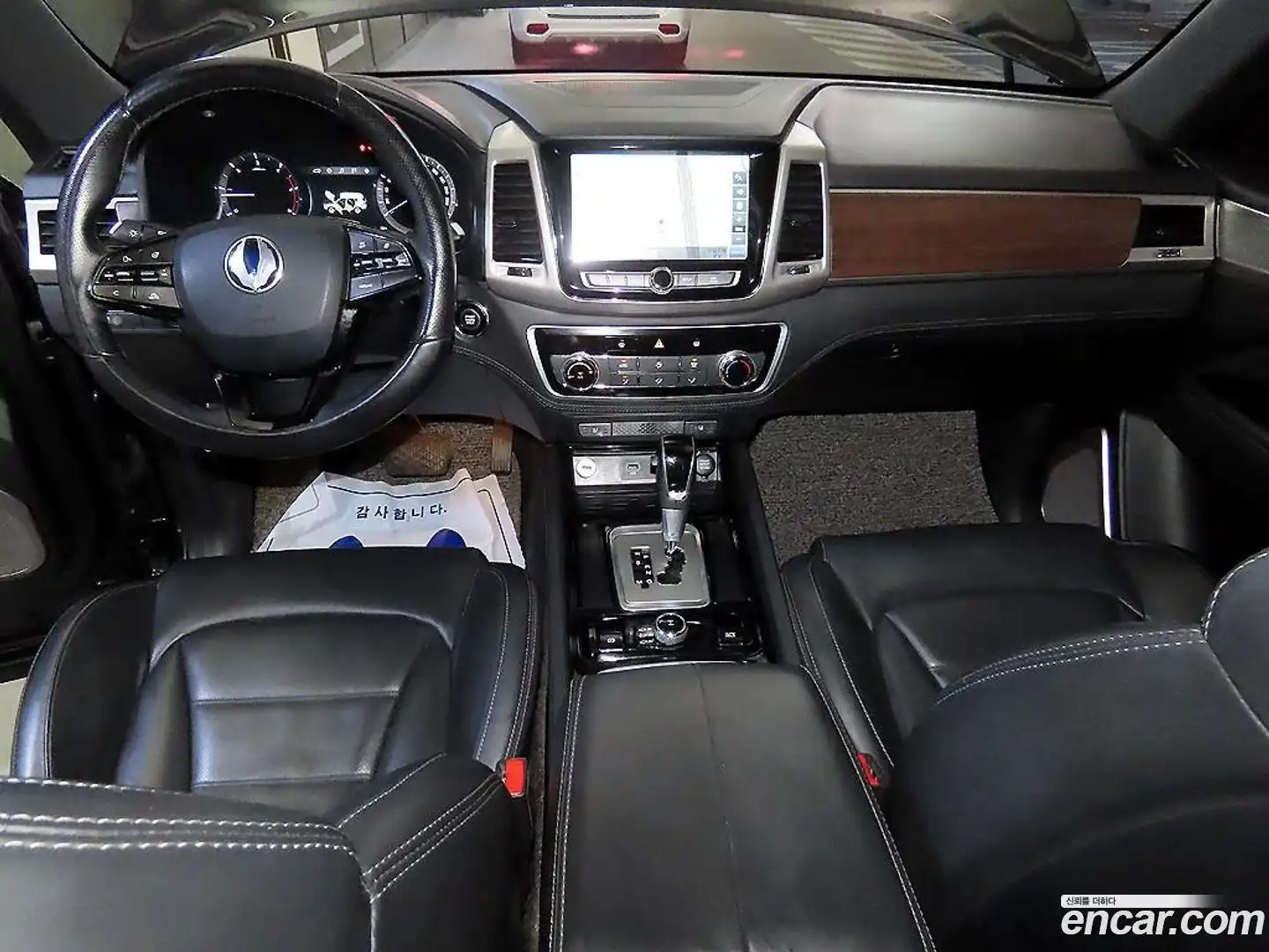 Rexton KG Mobility 2018.6-INNER-010