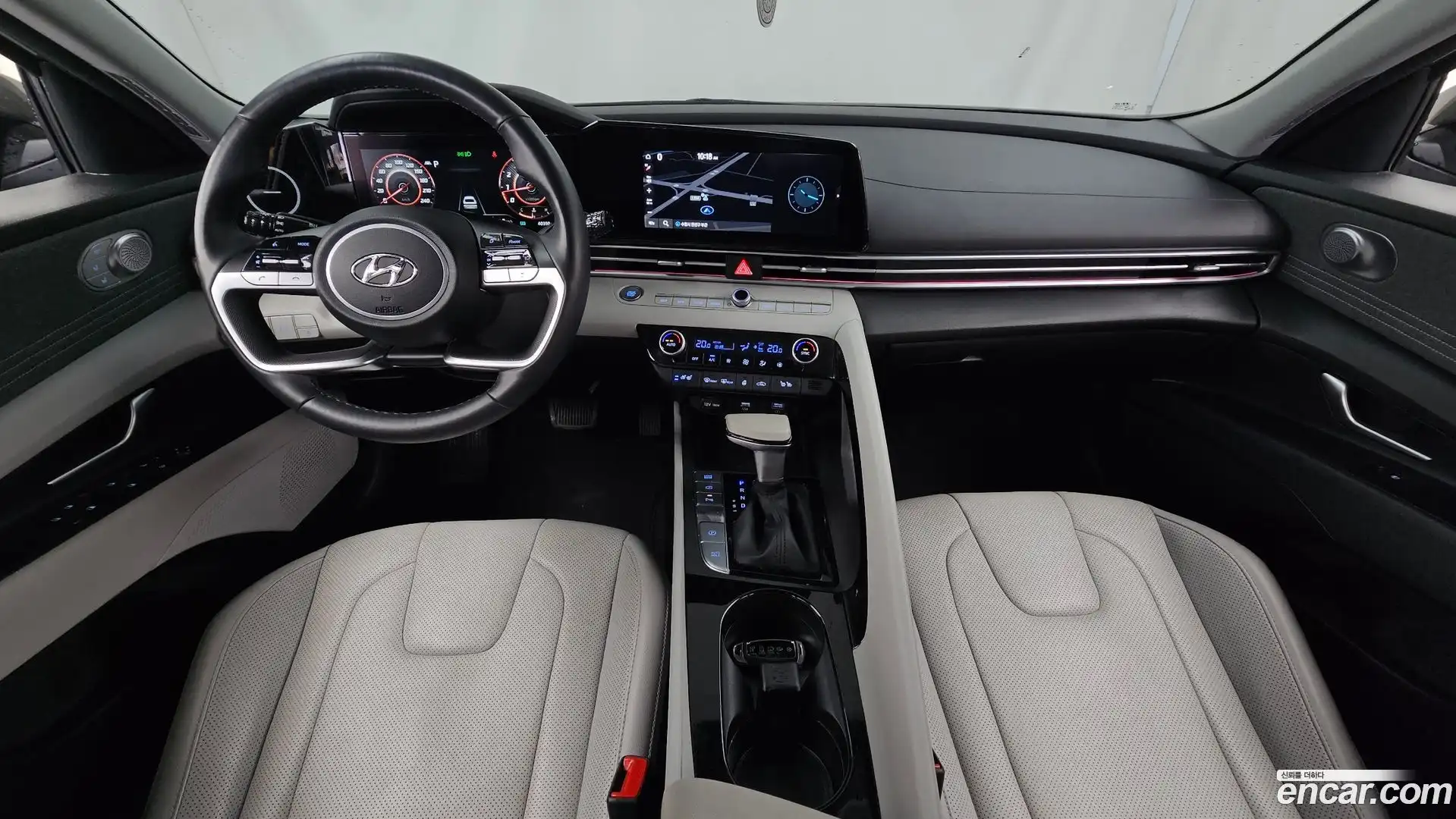 AVANTE Hyundai 2021.10-INNER-007