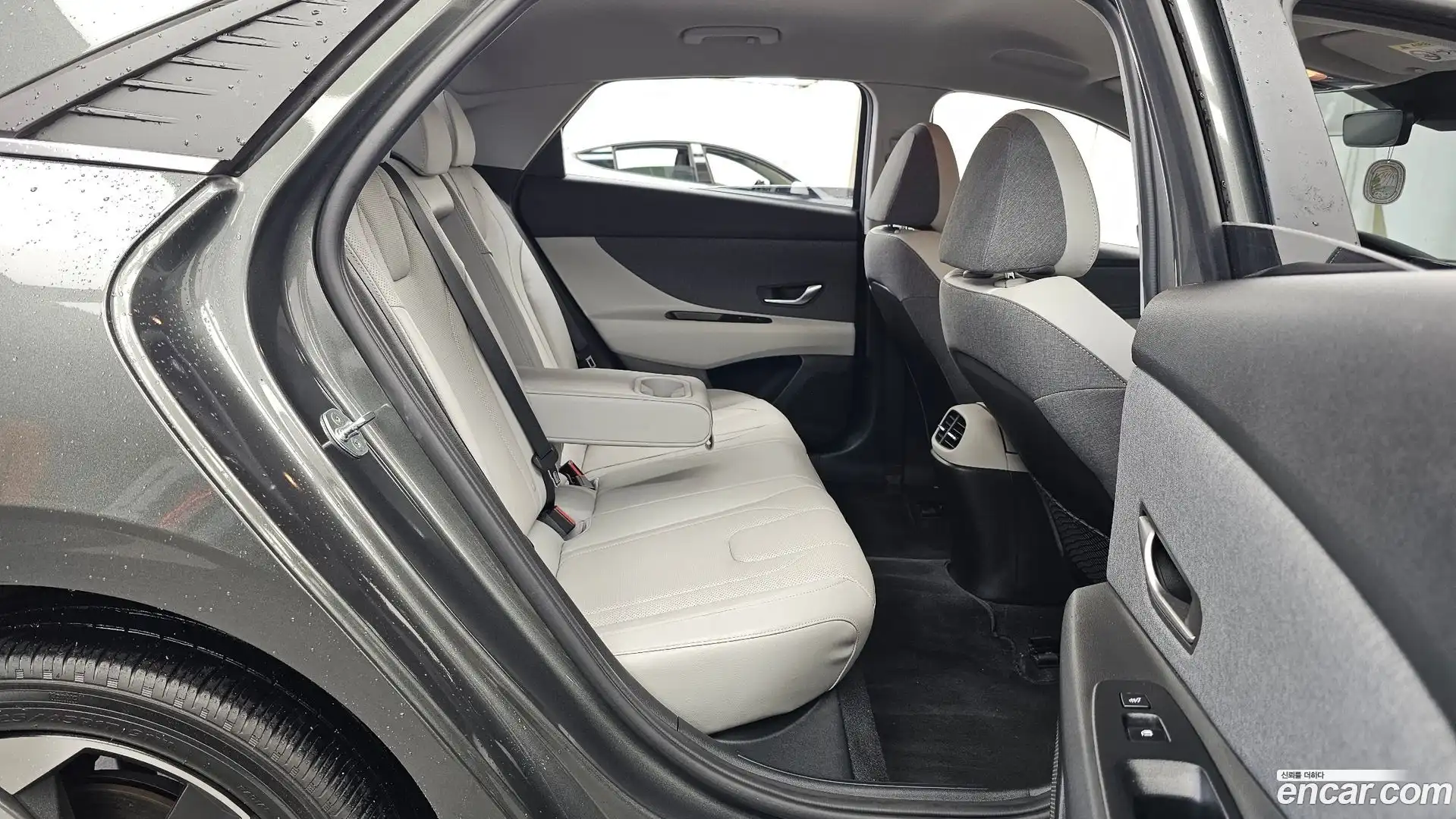AVANTE Hyundai 2021.10-OPTION-016