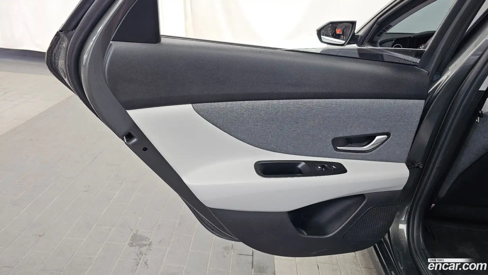 AVANTE Hyundai 2021.10-INNER-035