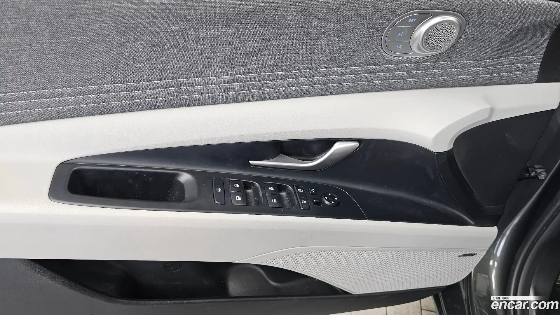 AVANTE Hyundai 2021.10-OPTION-041