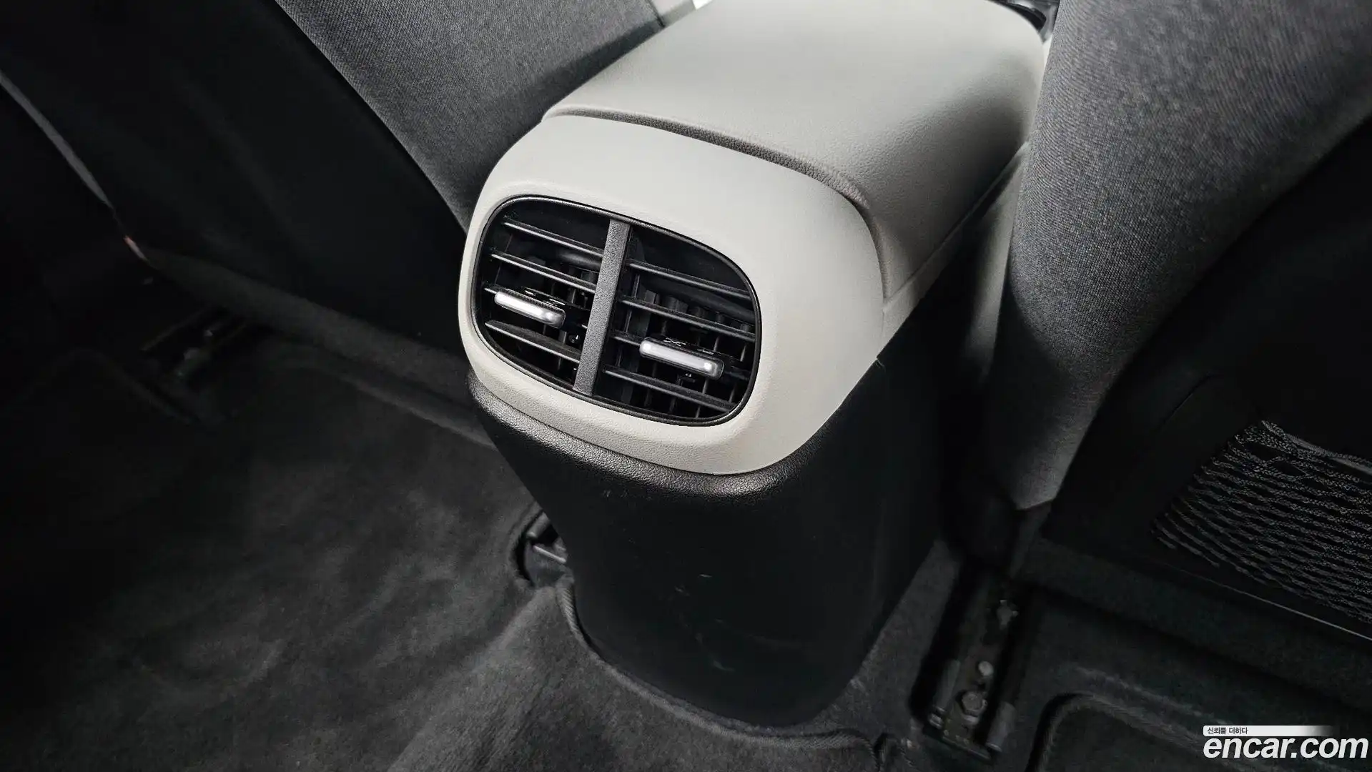 AVANTE Hyundai 2021.10-OPTION-045