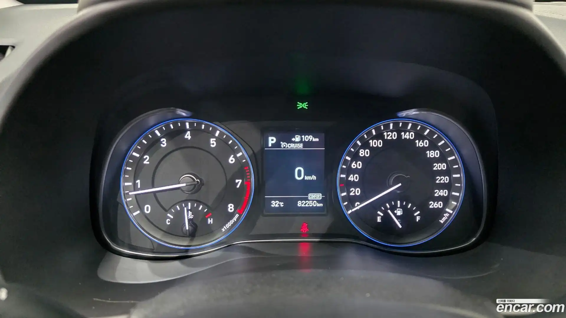 Kona Hyundai 2017.10-INNER-008