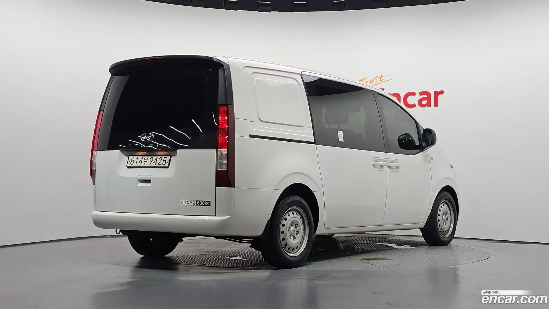 Staria Hyundai 2023.1-OUTER-002