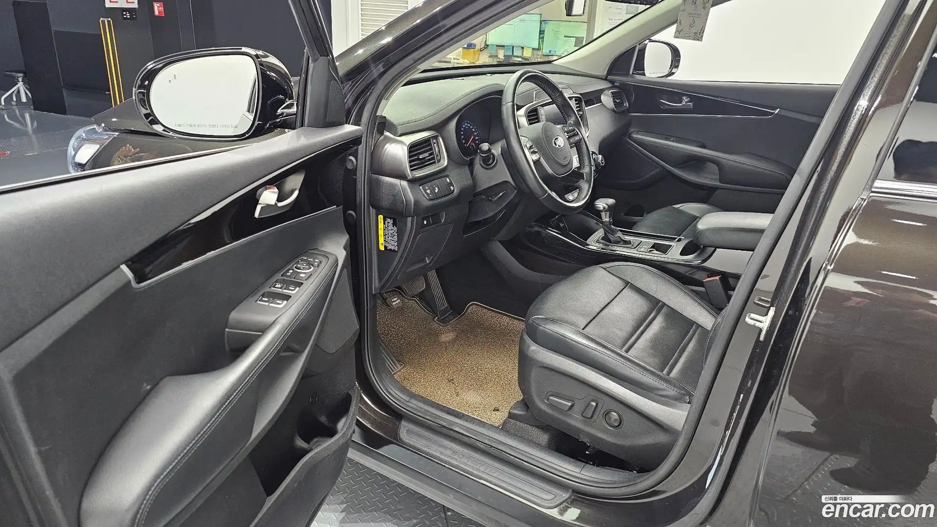 Sorento Kia 2018.4-INNER-010