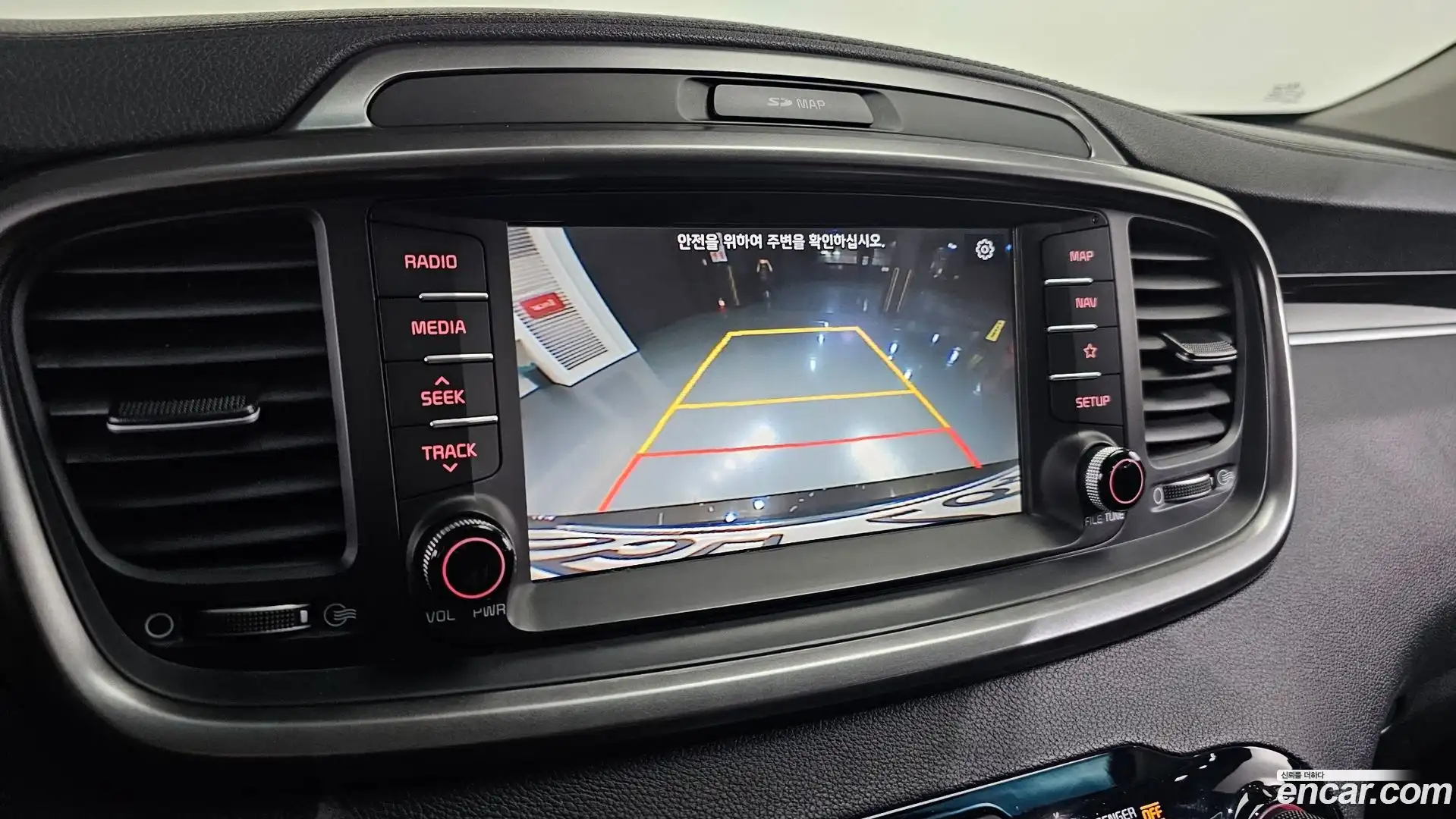 Sorento Kia 2018.4-OPTION-019