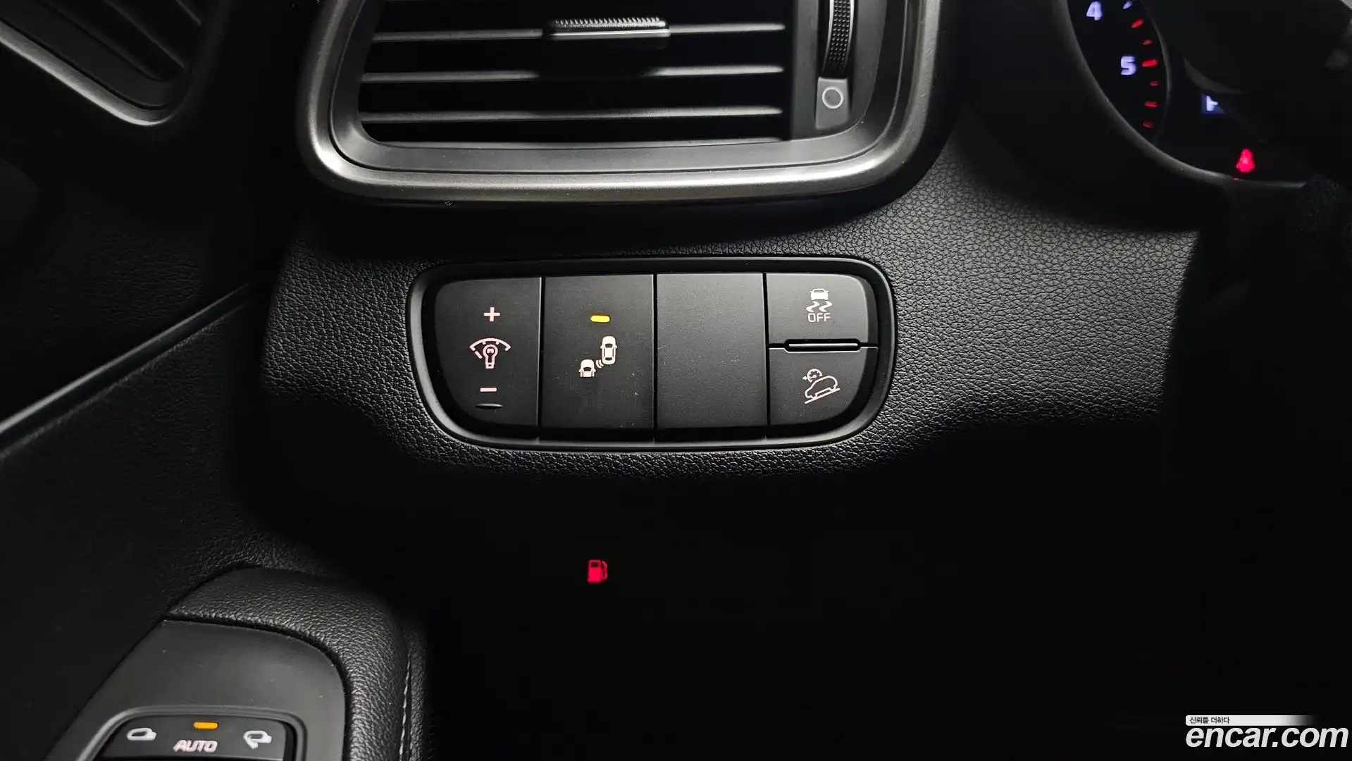 Sorento Kia 2018.4-OPTION-021