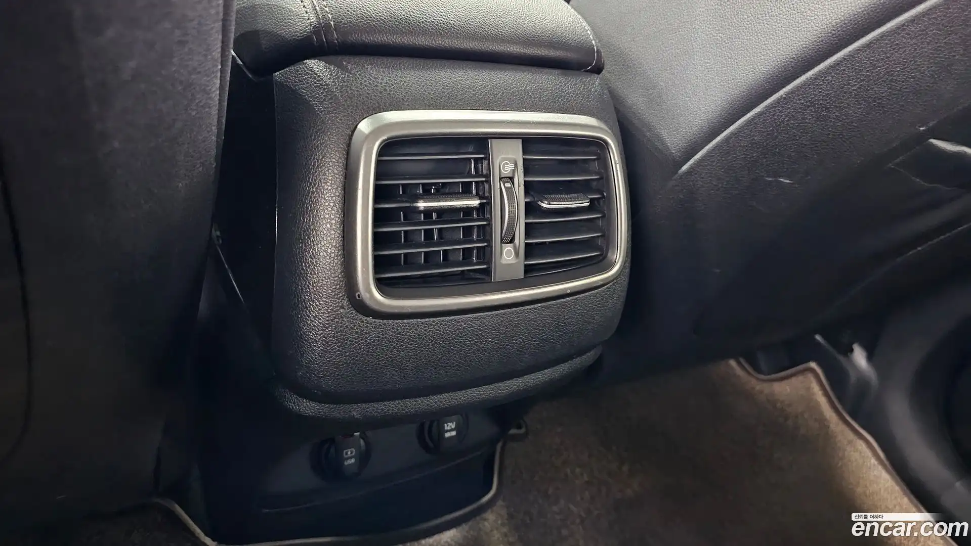 Sorento Kia 2018.4-OPTION-023