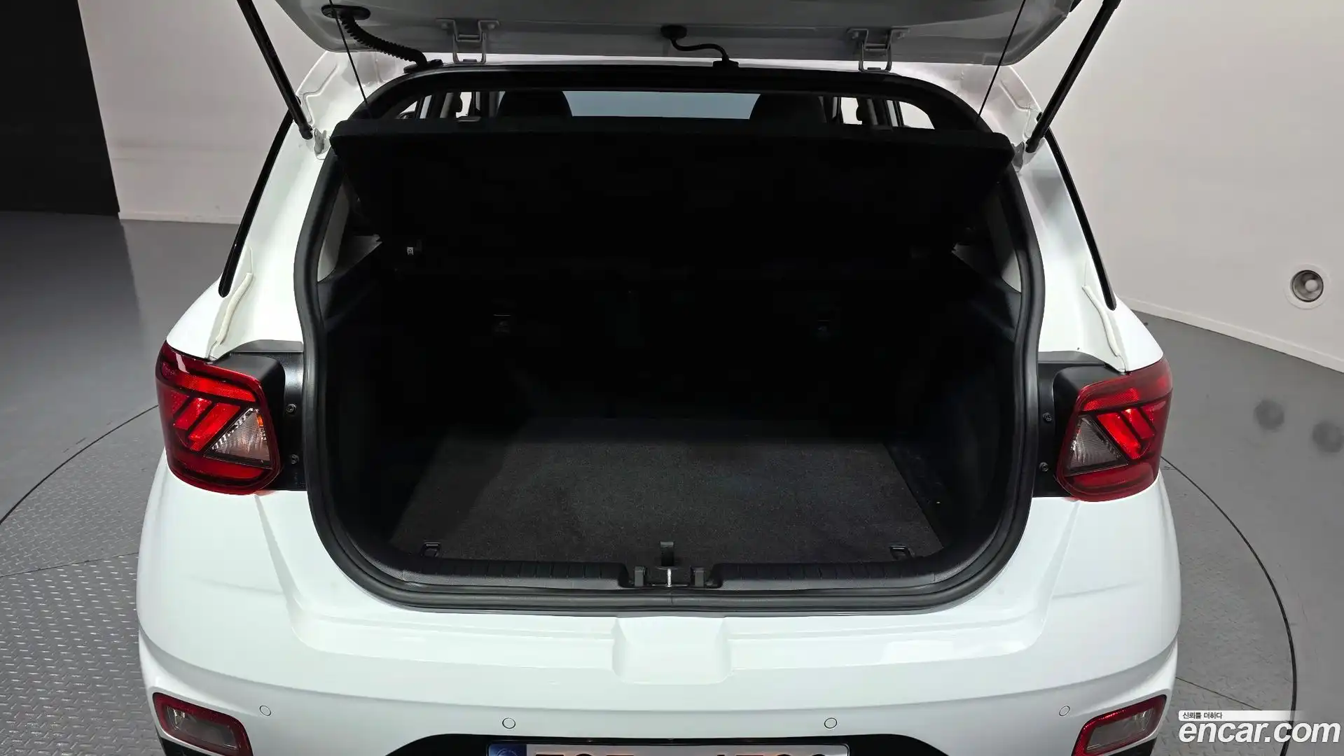 Venue Hyundai 2022.6-OPTION-042