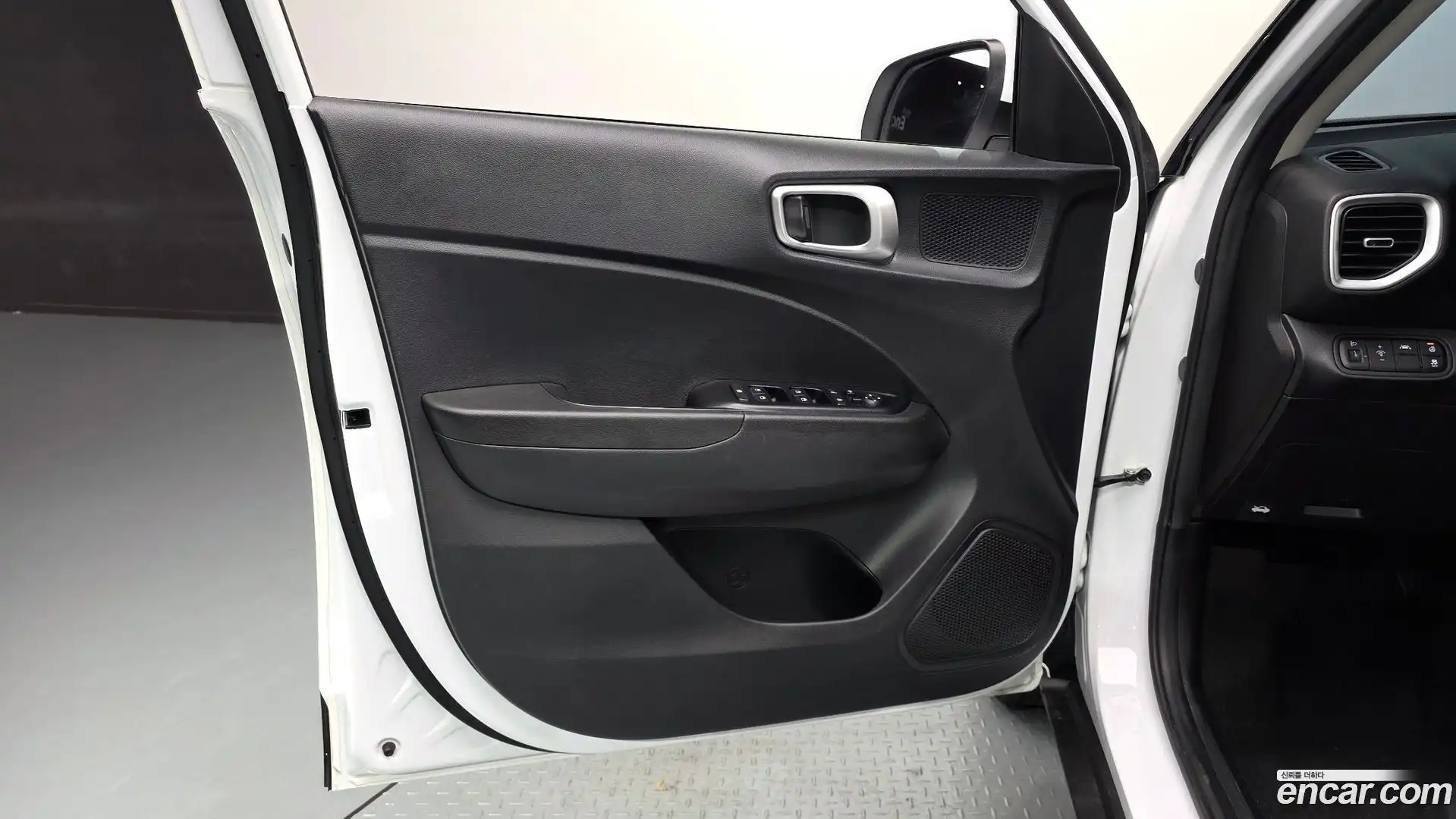 Venue Hyundai 2022.6-OPTION-044
