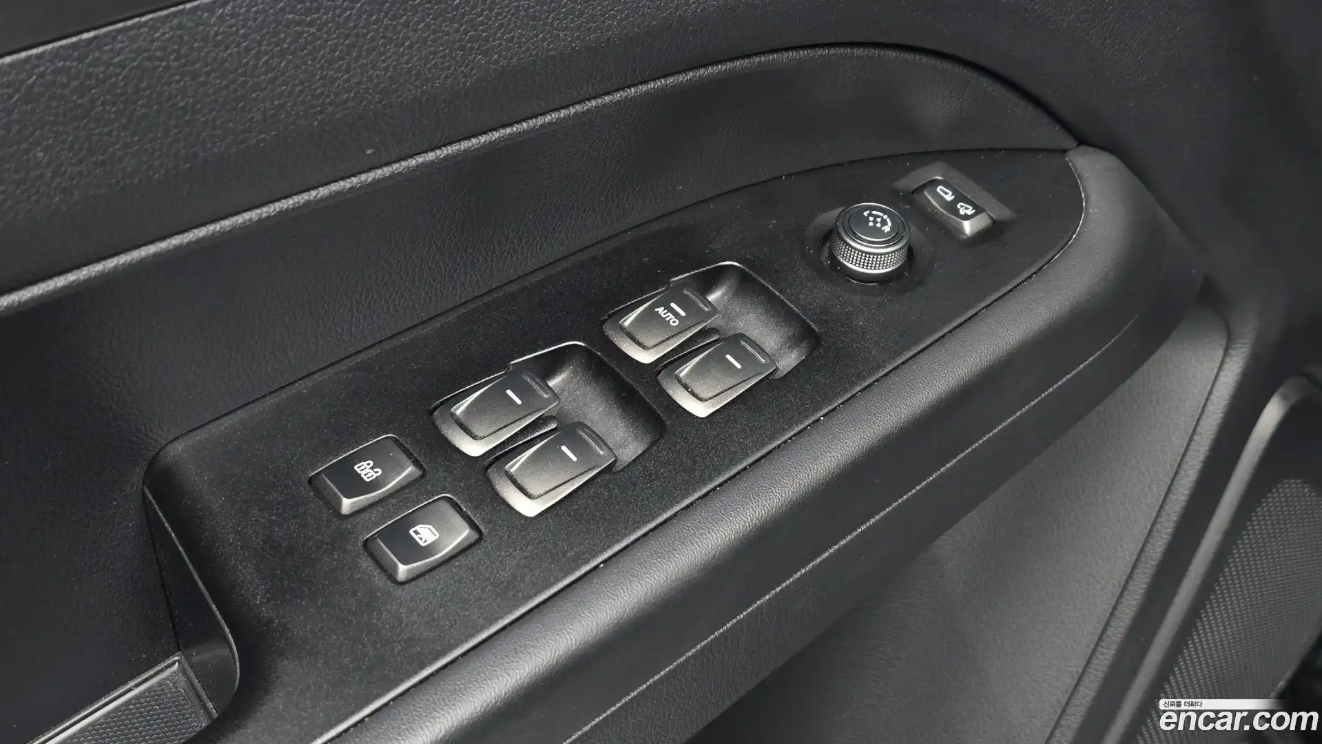 Rexton KG Mobility 2023.2-OPTION-044