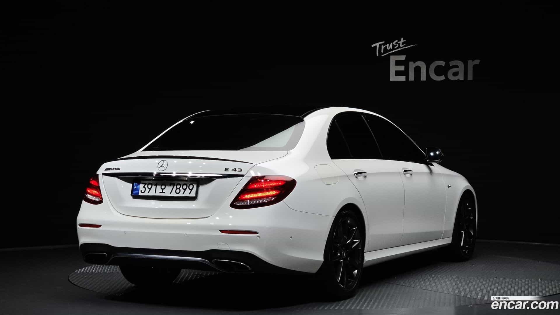 E-Class Mercedes-Benz 2017.3-OUTER-002