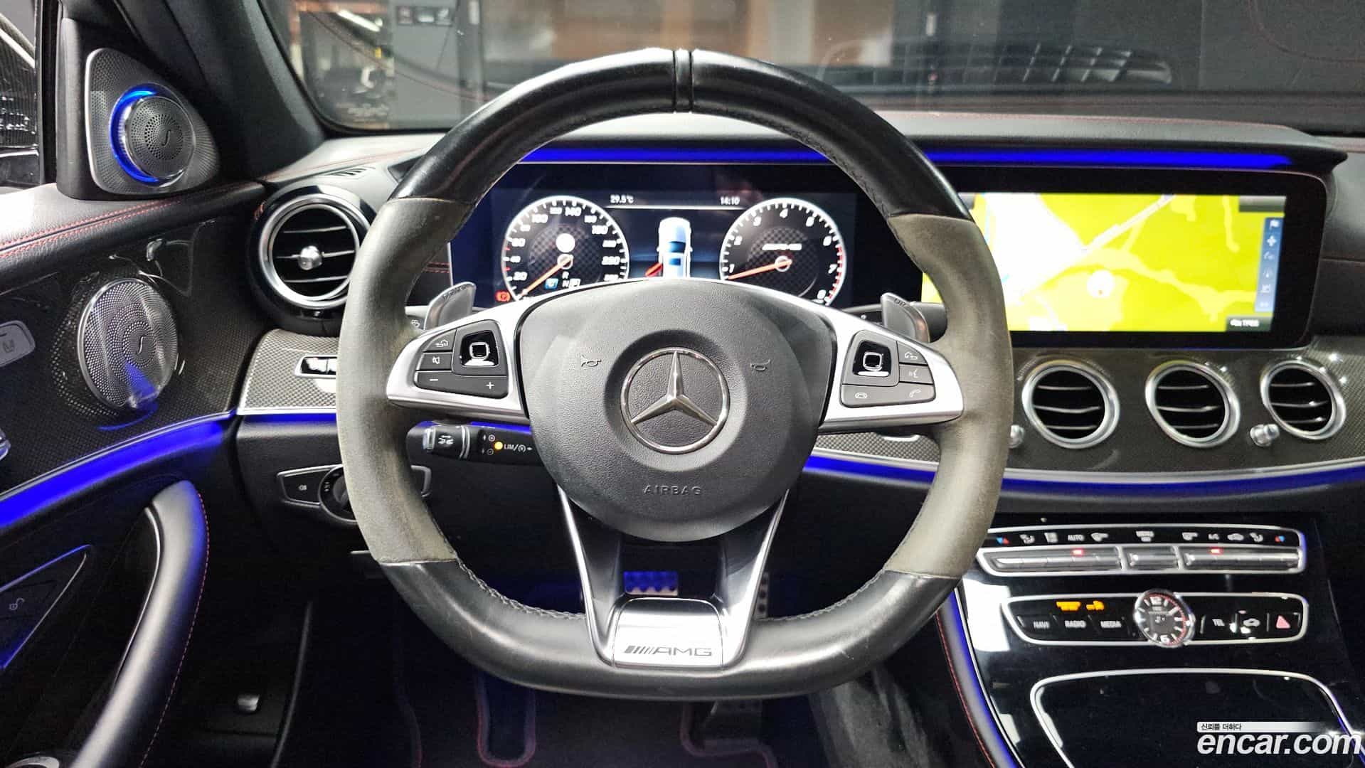 E-Class Mercedes-Benz 2017.3-OPTION-017