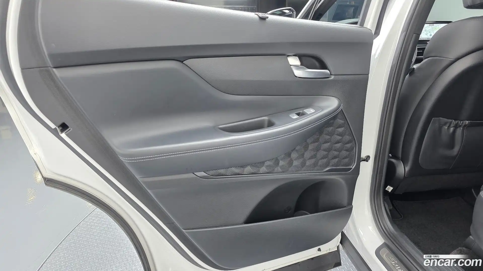 Santafe Hyundai 2021.1-INNER-035