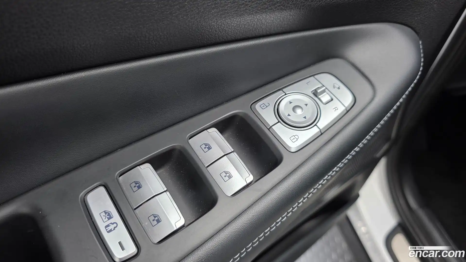 Santafe Hyundai 2021.1-OPTION-046