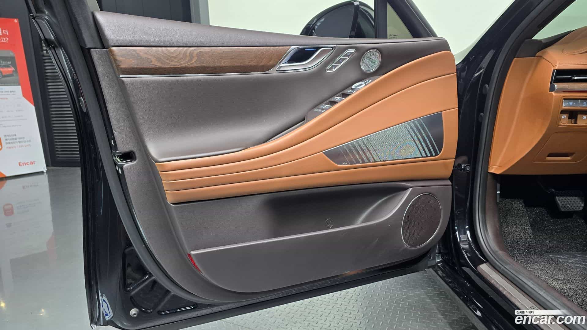 G80 Genesis 2022.8-INNER-034