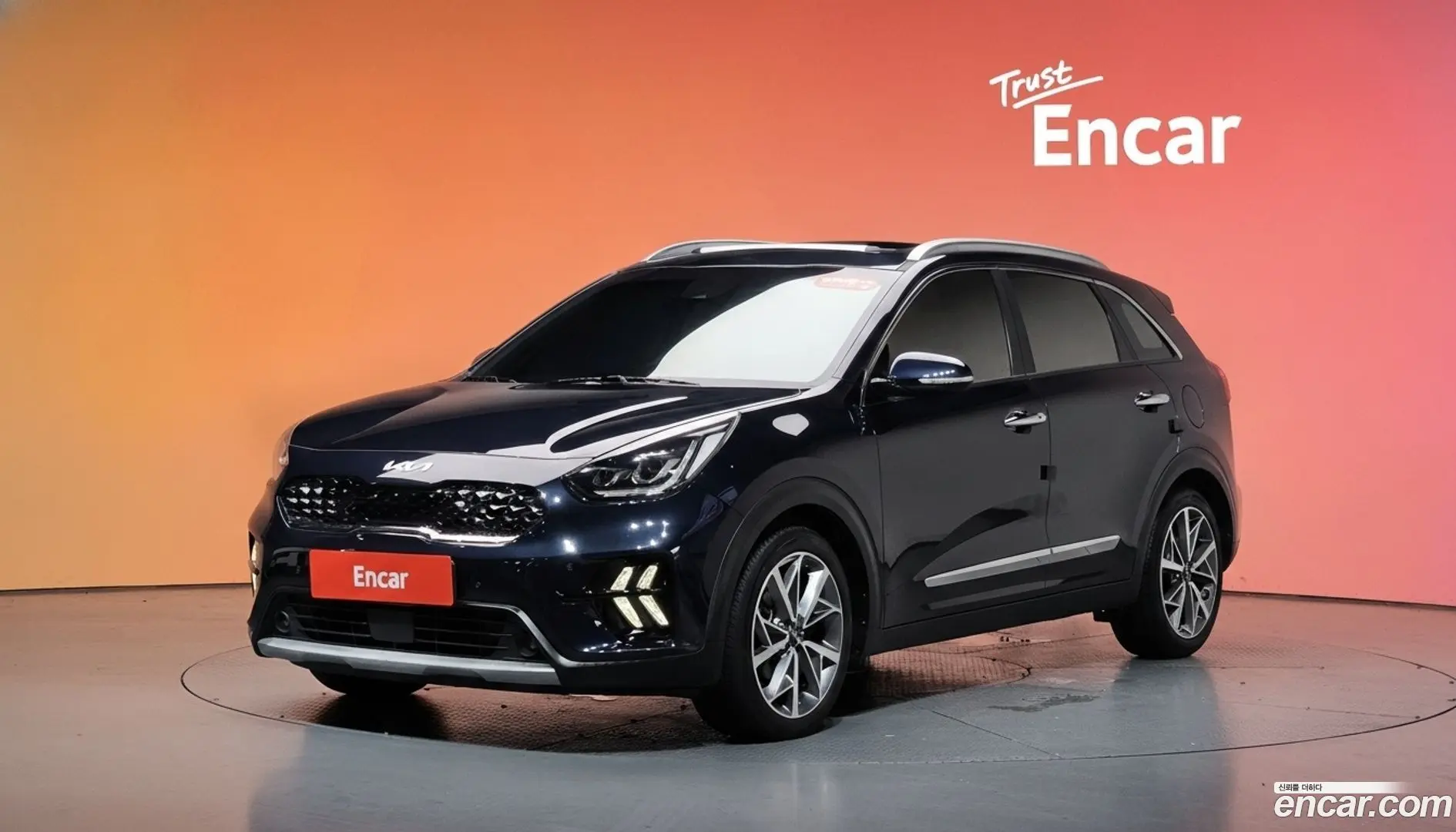 Main__Slider__Photo:Niro Kia 2021.11-0