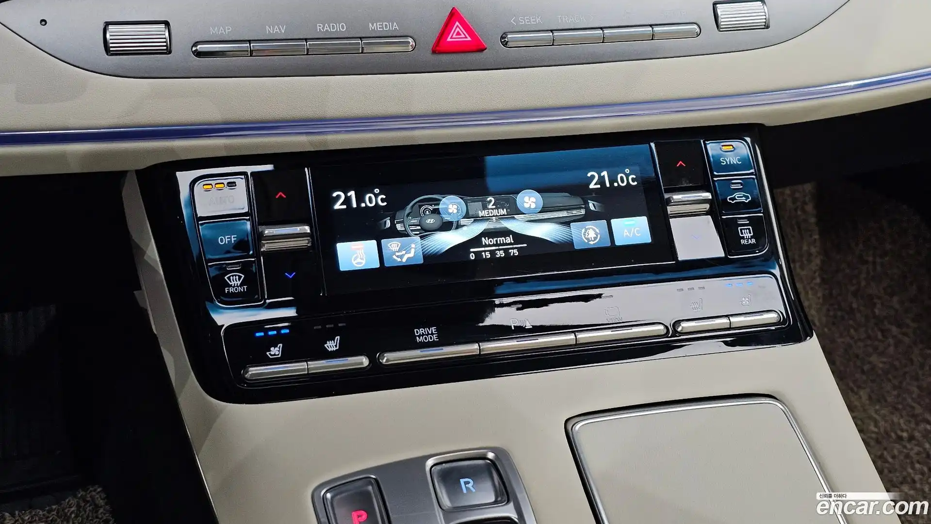 Grandeur Hyundai 2021.6-OPTION-023