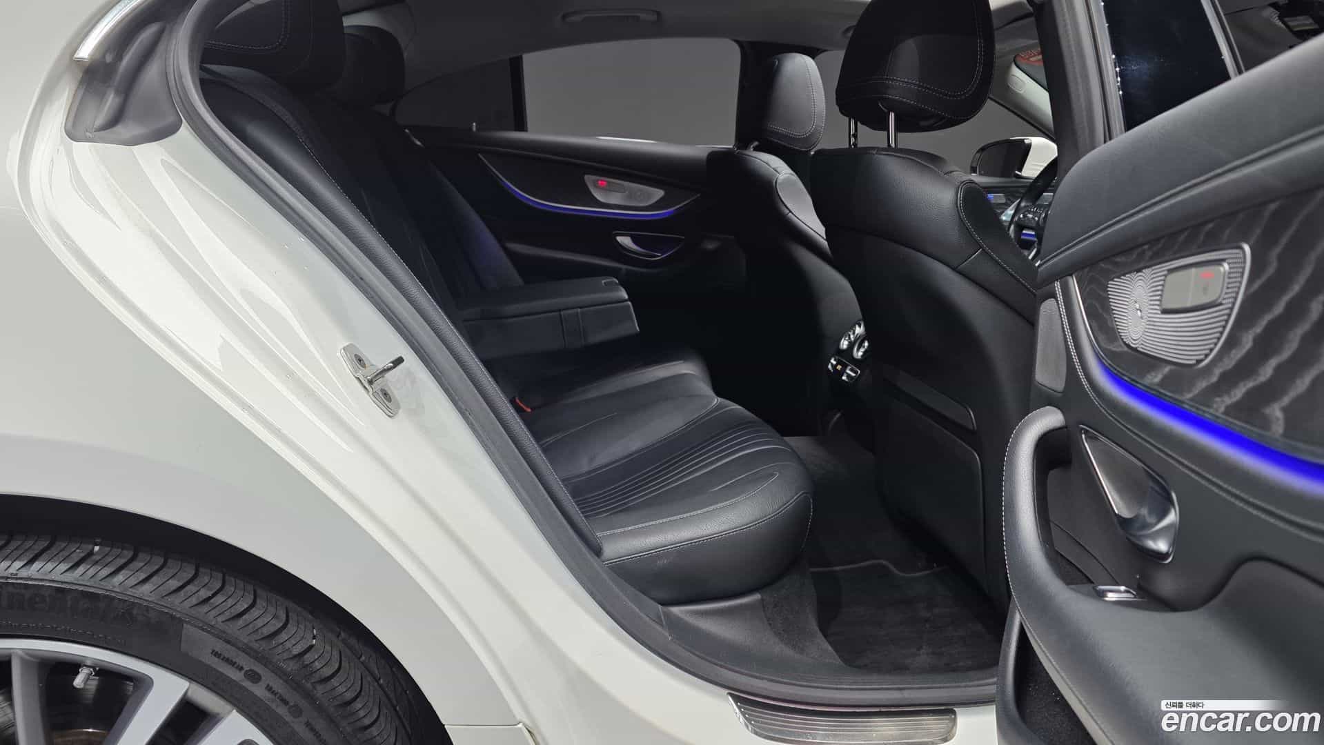CLS-Class Mercedes-Benz 2019.11-OPTION-015