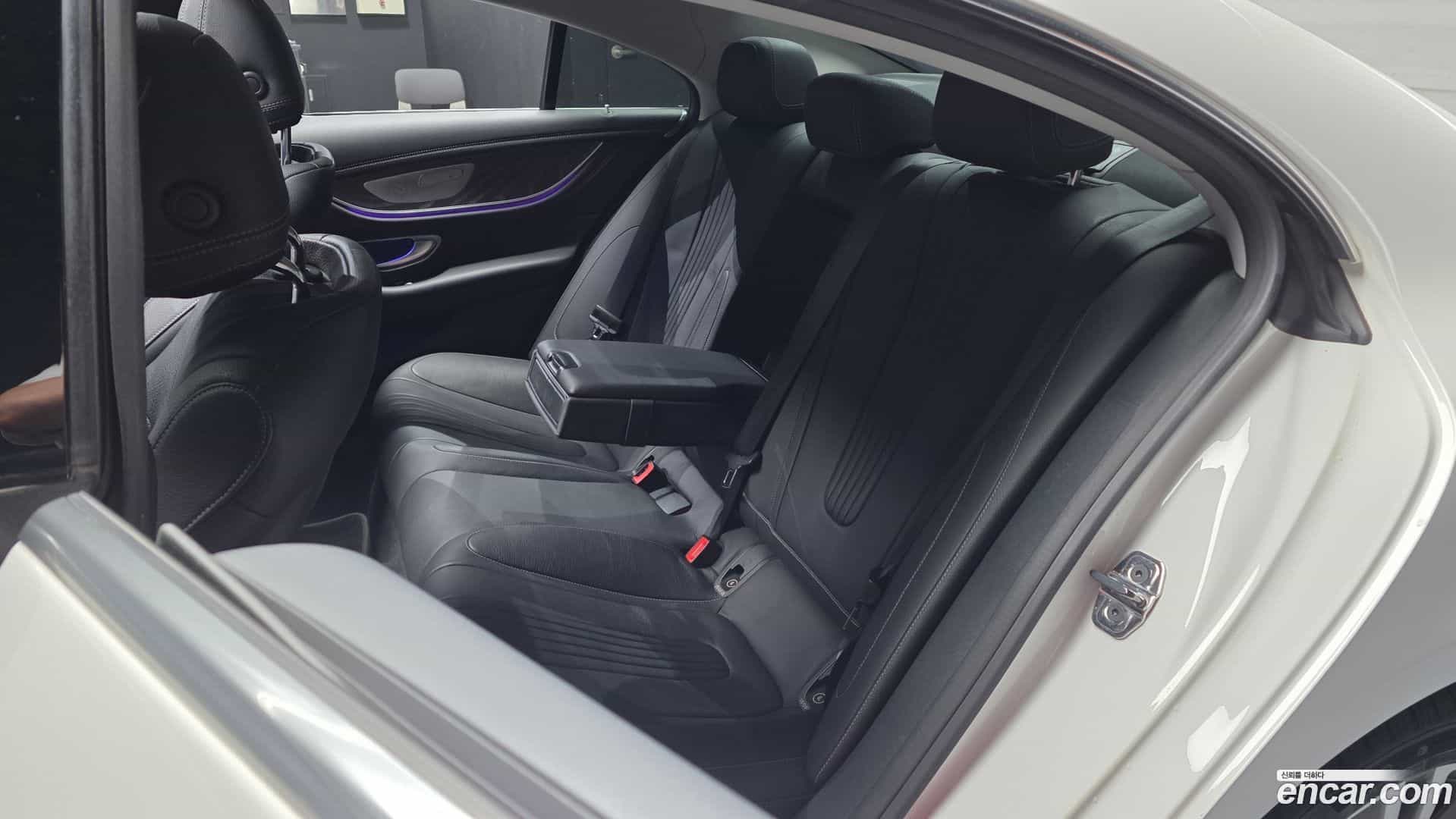 CLS-Class Mercedes-Benz 2019.11-OPTION-016