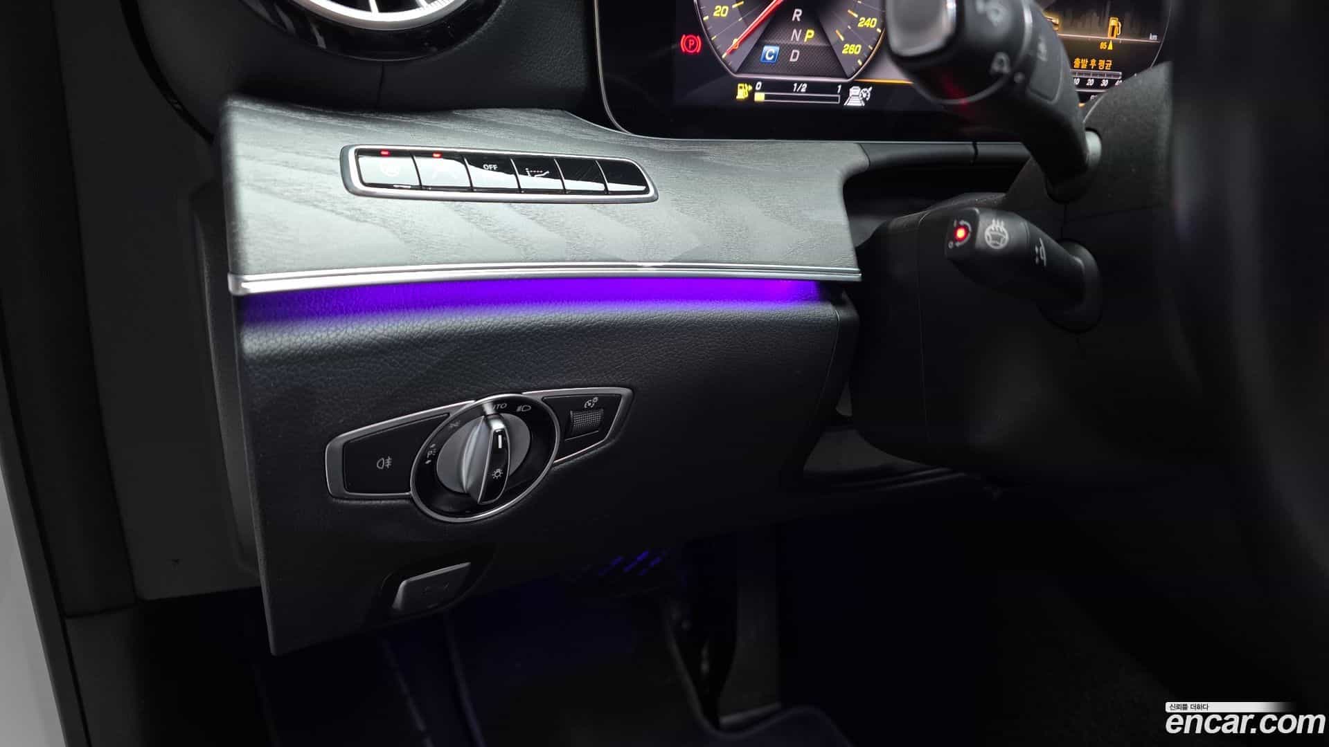 CLS-Class Mercedes-Benz 2019.11-OPTION-024