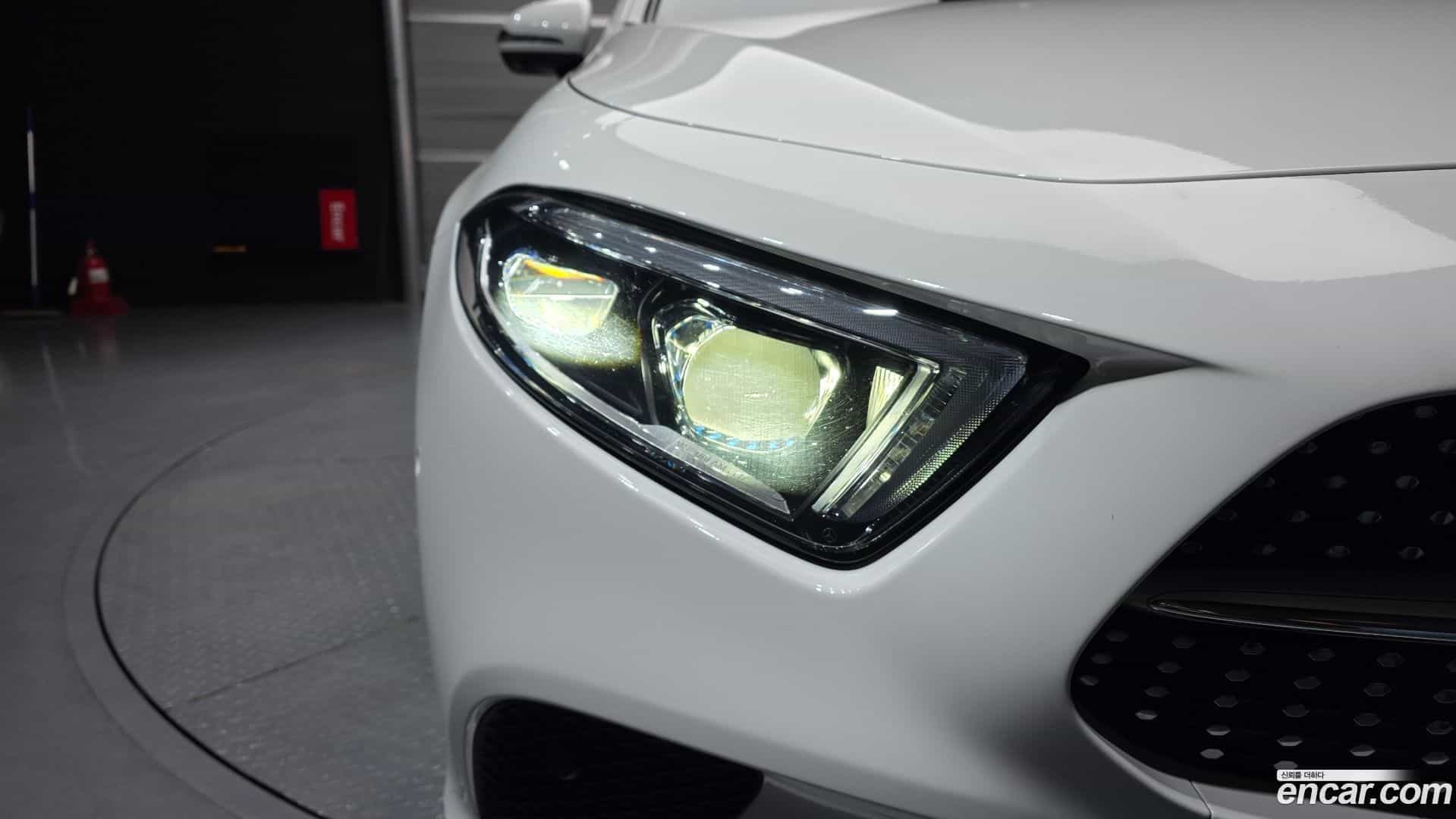 CLS-Class Mercedes-Benz 2019.11-OUTER-032