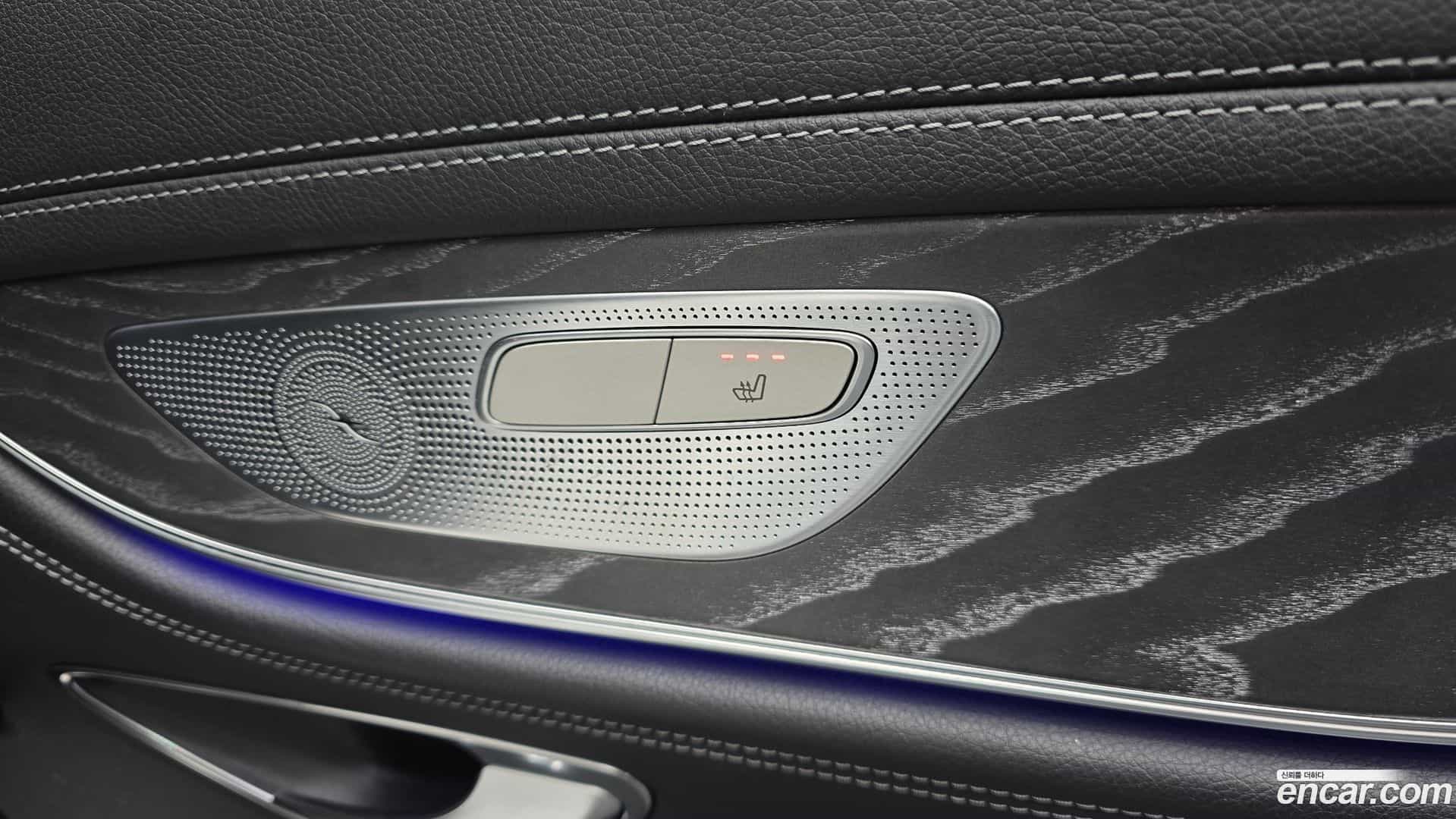 CLS-Class Mercedes-Benz 2019.11-OPTION-042
