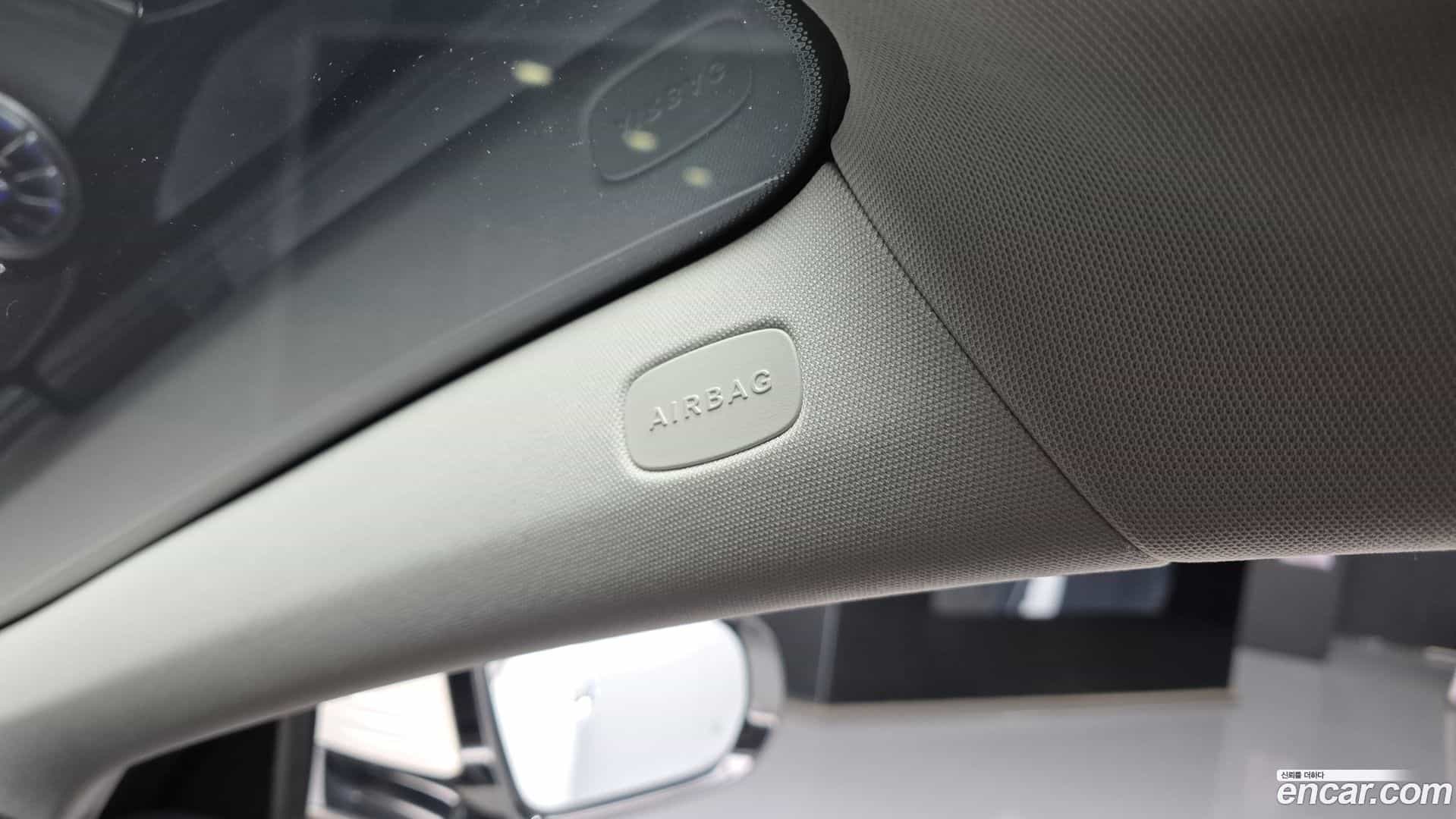 CLS-Class Mercedes-Benz 2019.11-OPTION-043