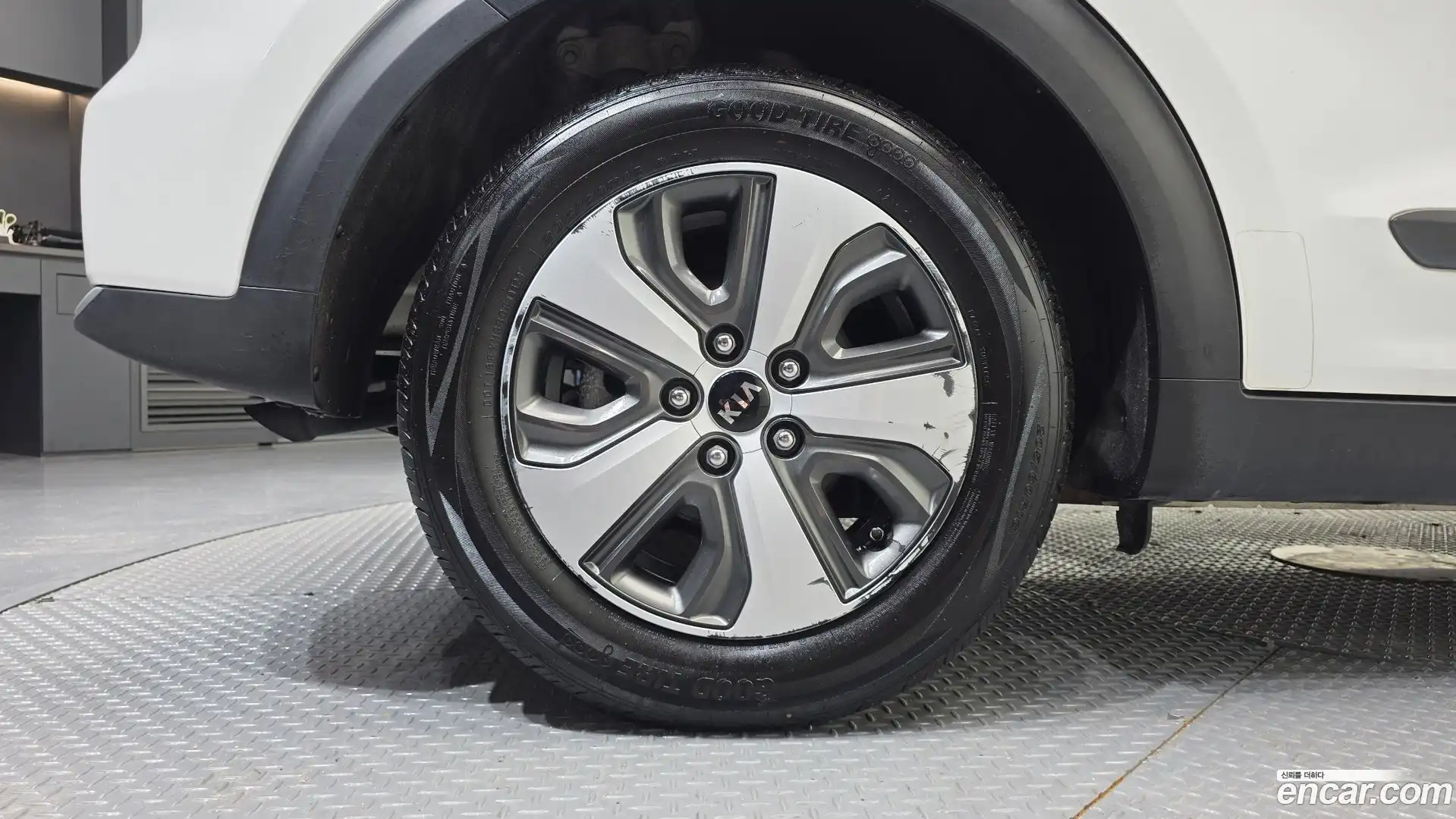 Niro Kia 2017.3-OUTER-005
