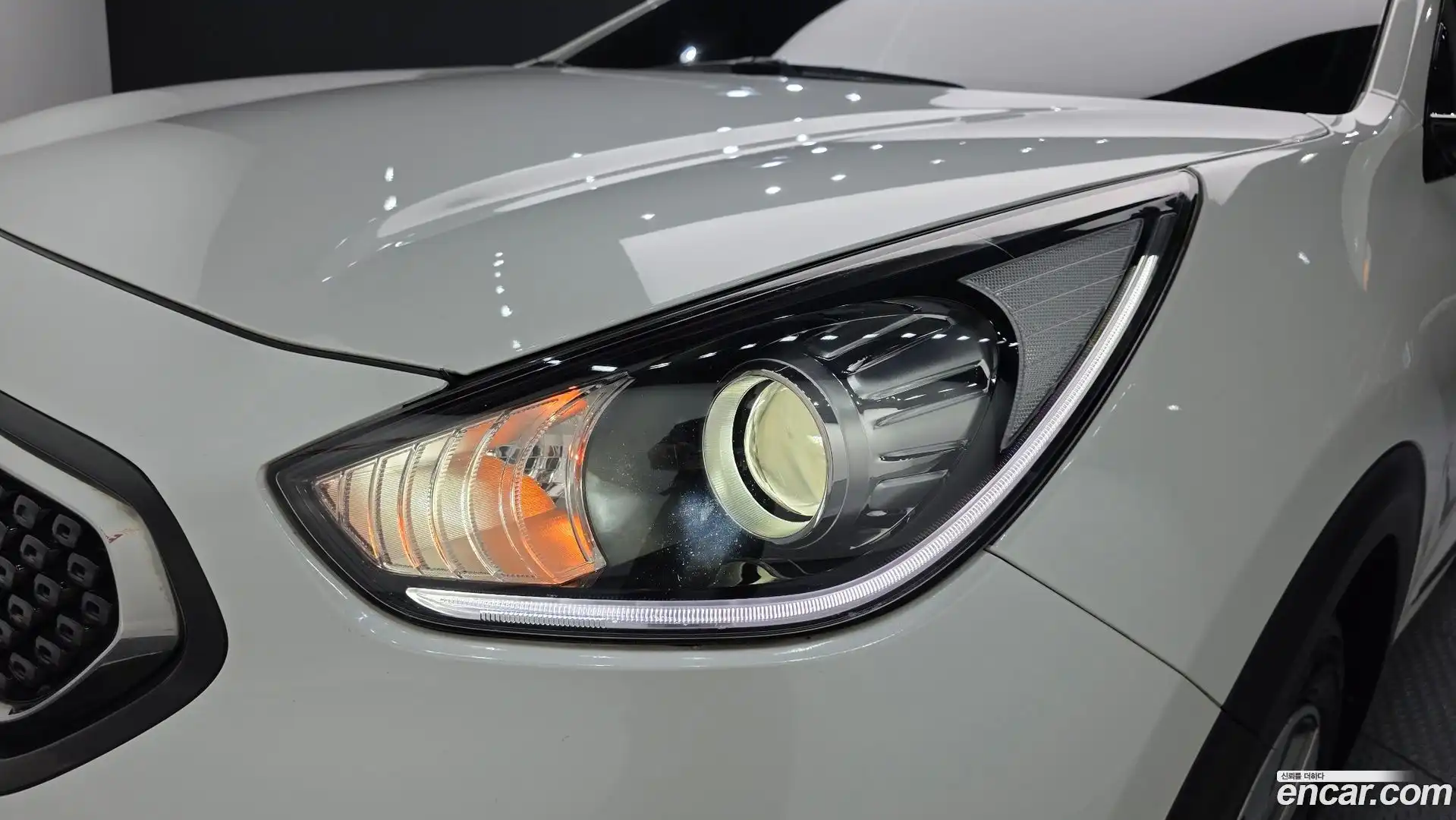 Niro Kia 2017.3-OUTER-032