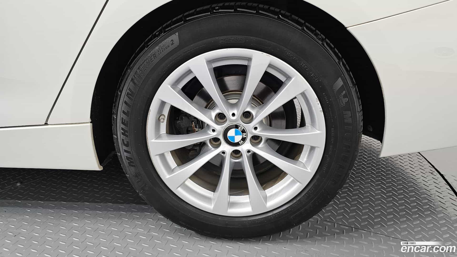 Gran Turismo BMW 2020.2-OUTER-031