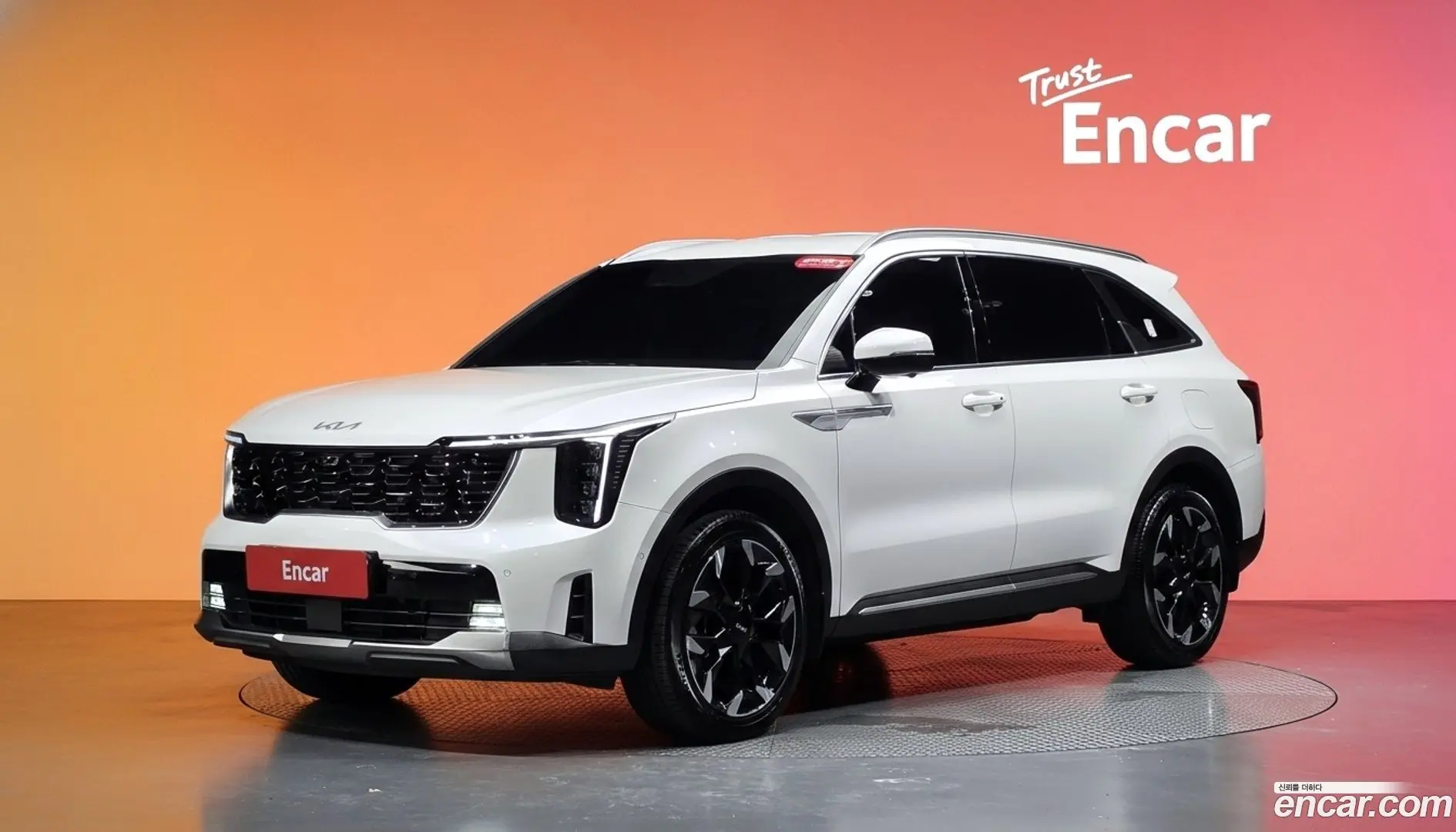 Main__Slider__Photo:Sorento Kia 2023.7-0