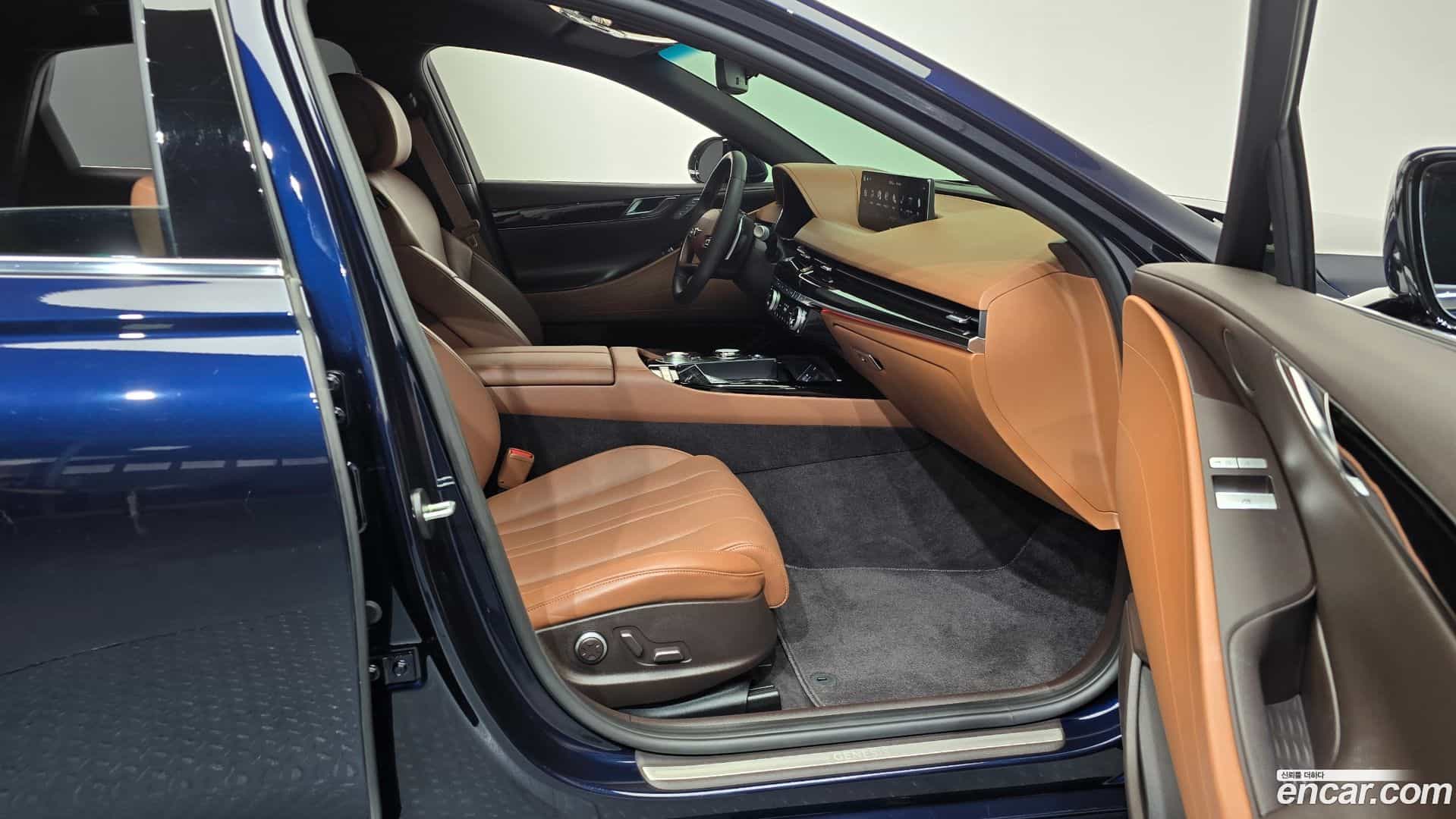 G80 Genesis 2023.3-INNER-036